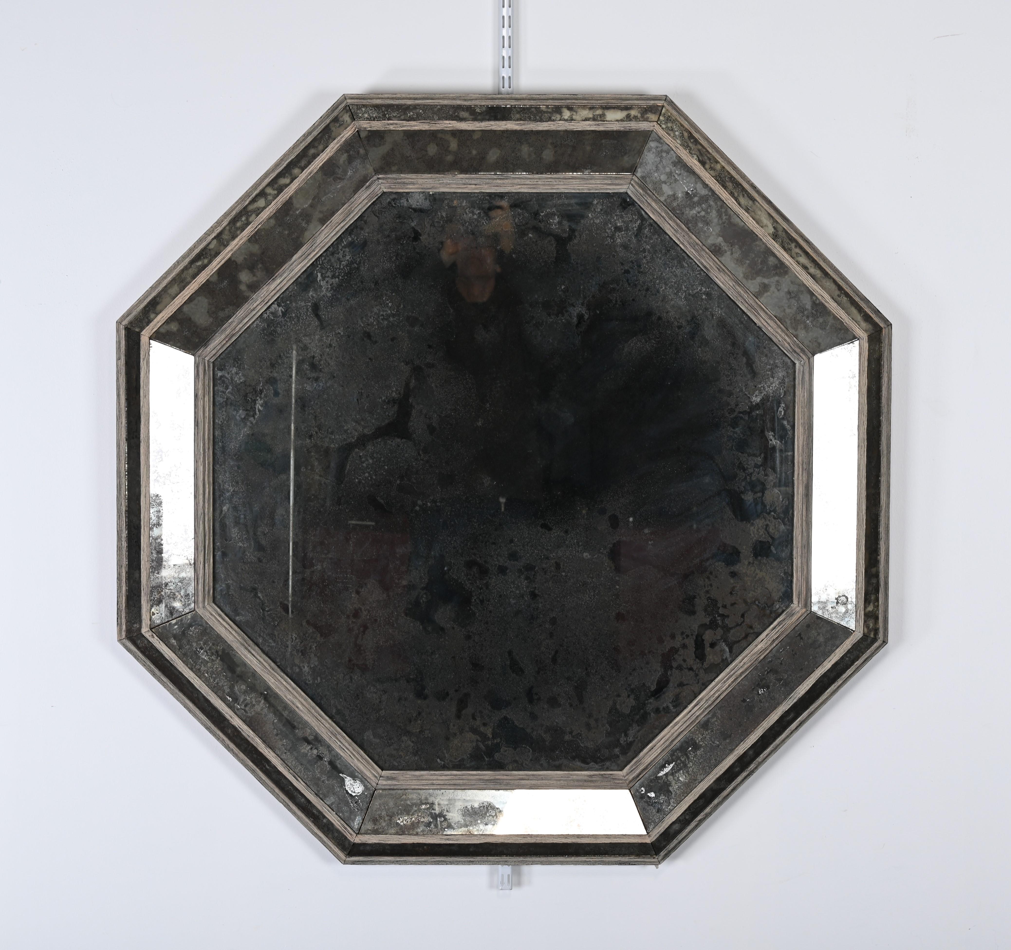 Hollywood Regency Antique Octagonal Mirror by Niermann Weeks, 20th Century