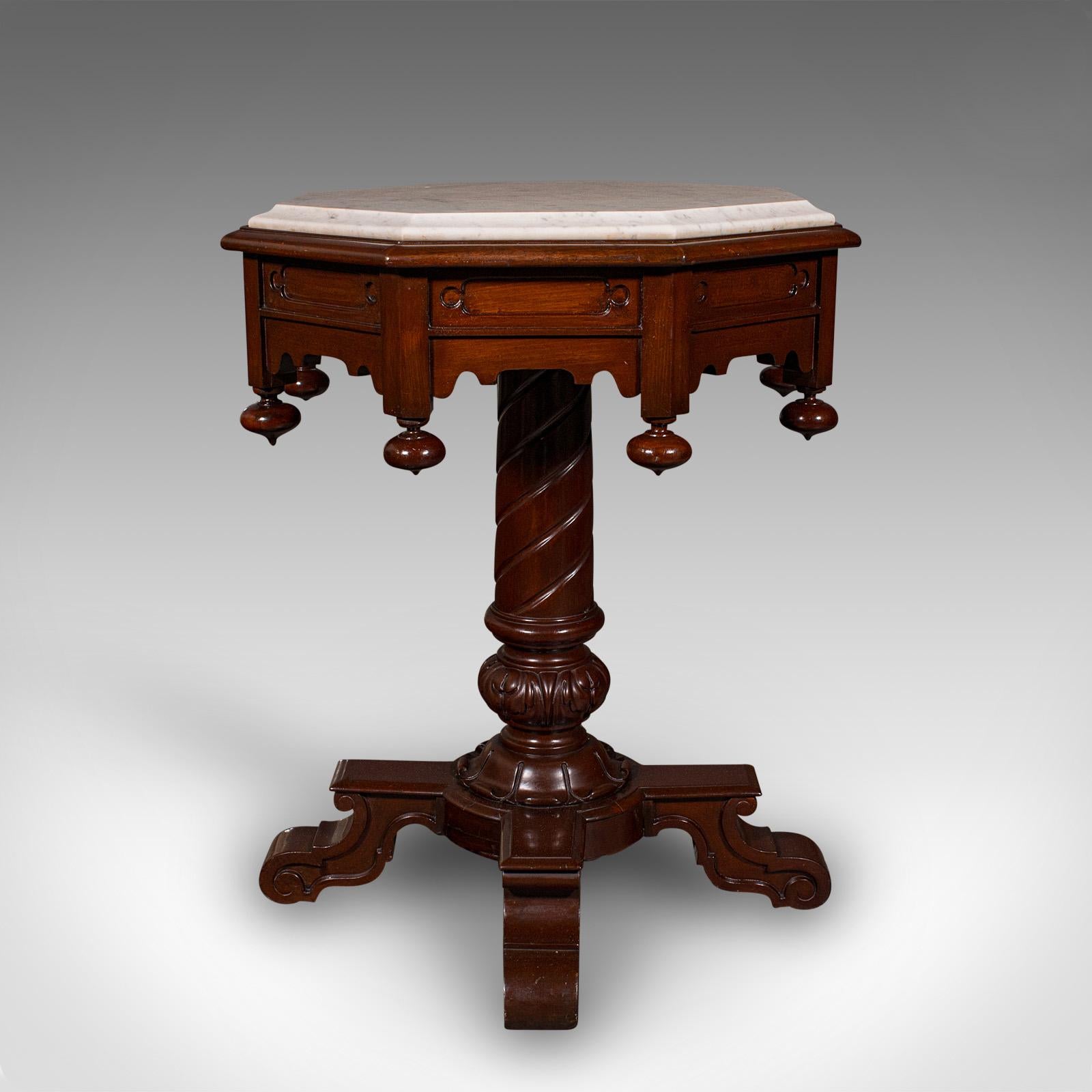 Table octogonale anglaise, marbre, d'appoint, centre, début de l'ère victorienne Bon état - En vente à Hele, Devon, GB