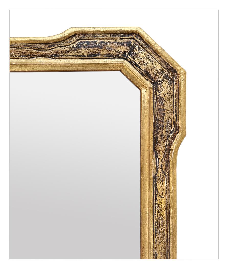 Antique Octogonal Giltwood Wall Mirror, circa 1960 In Good Condition For Sale In Paris, FR