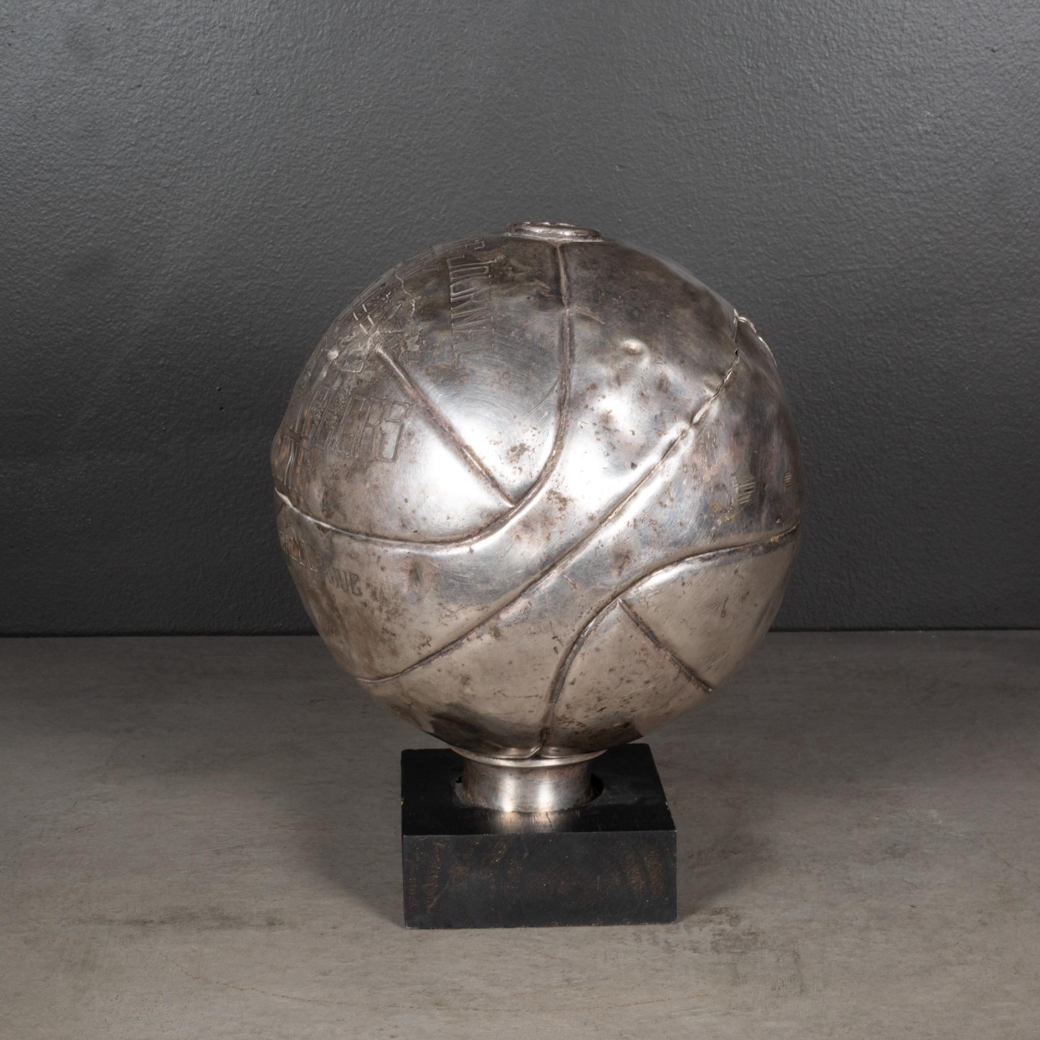 Antique Ohio State Basketball Trophy c.1935-1936 (FREE SHIPPING) In Good Condition For Sale In San Francisco, CA