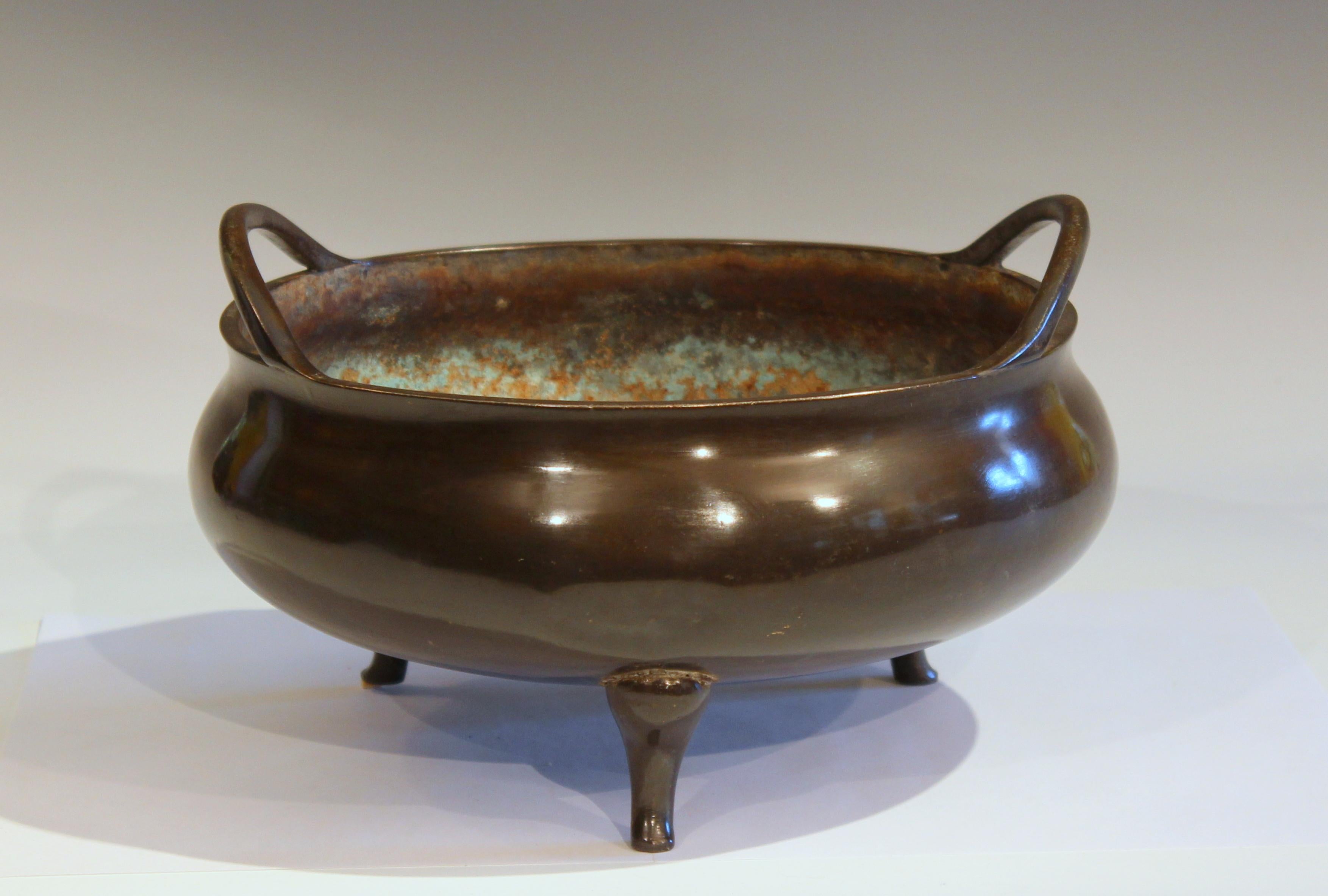 Qing Antique Old Chinese Bronze Large Censor Footed Bowl Antique Patinated For Sale
