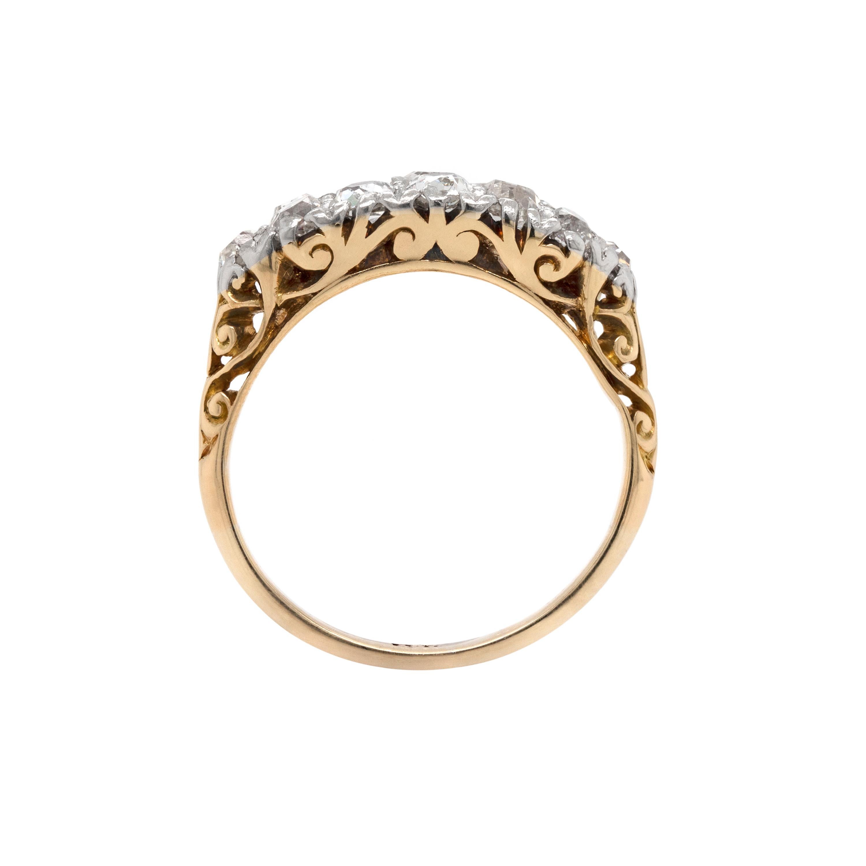 Late Victorian Antique Old Cut Diamond 18ct Gold and Platinum Carve Ring, Circa 1900's