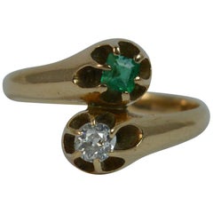Antique Old Cut Diamond and Emerald Toi et Moi 14 Carat Gold Ring