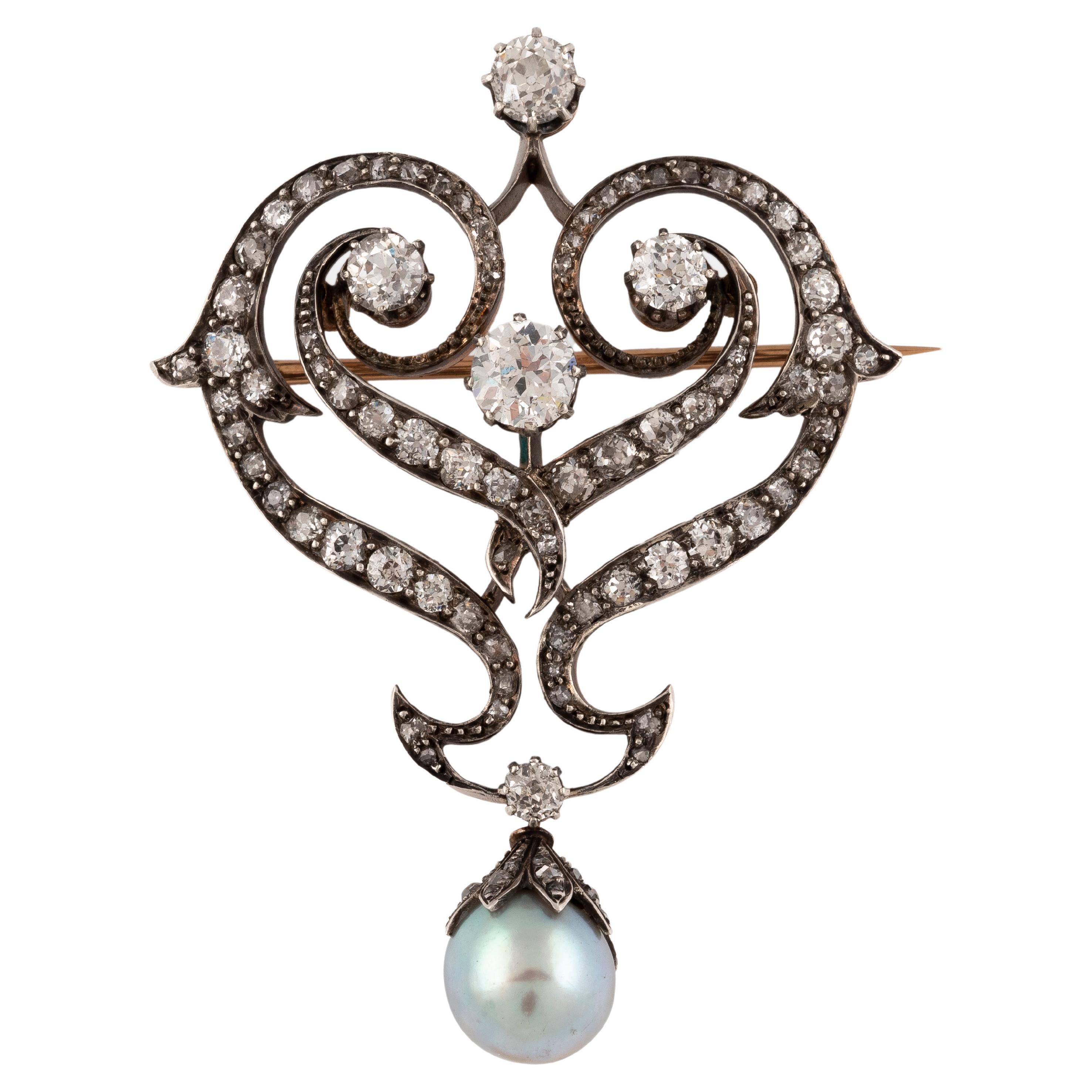 Antike Brosche mit Diamanten und Perlen im Altschliff
