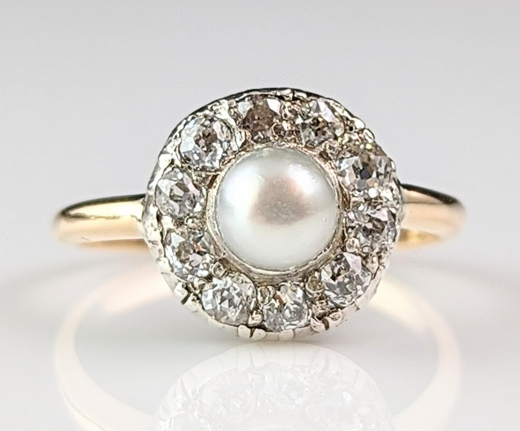 Antique Old cut Diamond and Pearl halo ring, 18k gold  4
