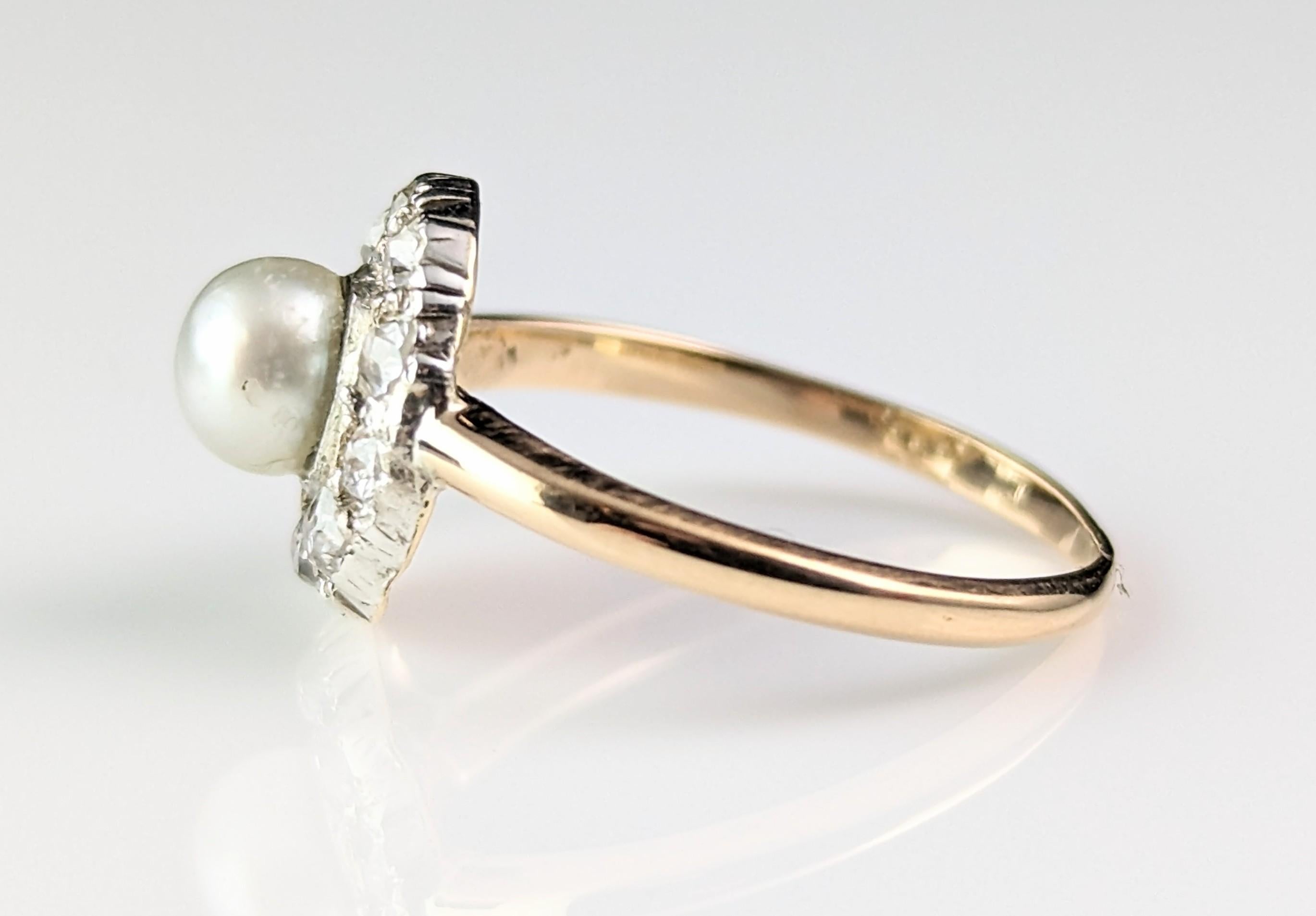 Antique Old cut Diamond and Pearl halo ring, 18k gold  5