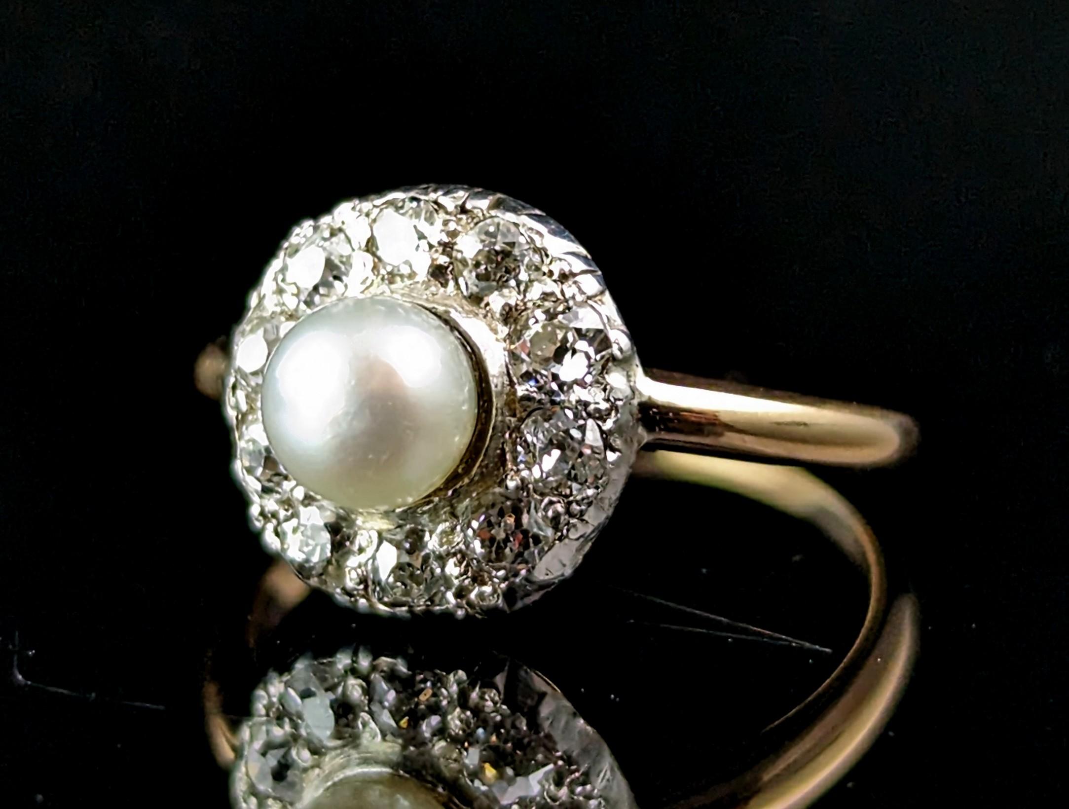 Edwardian Antique Old cut Diamond and Pearl halo ring, 18k gold 