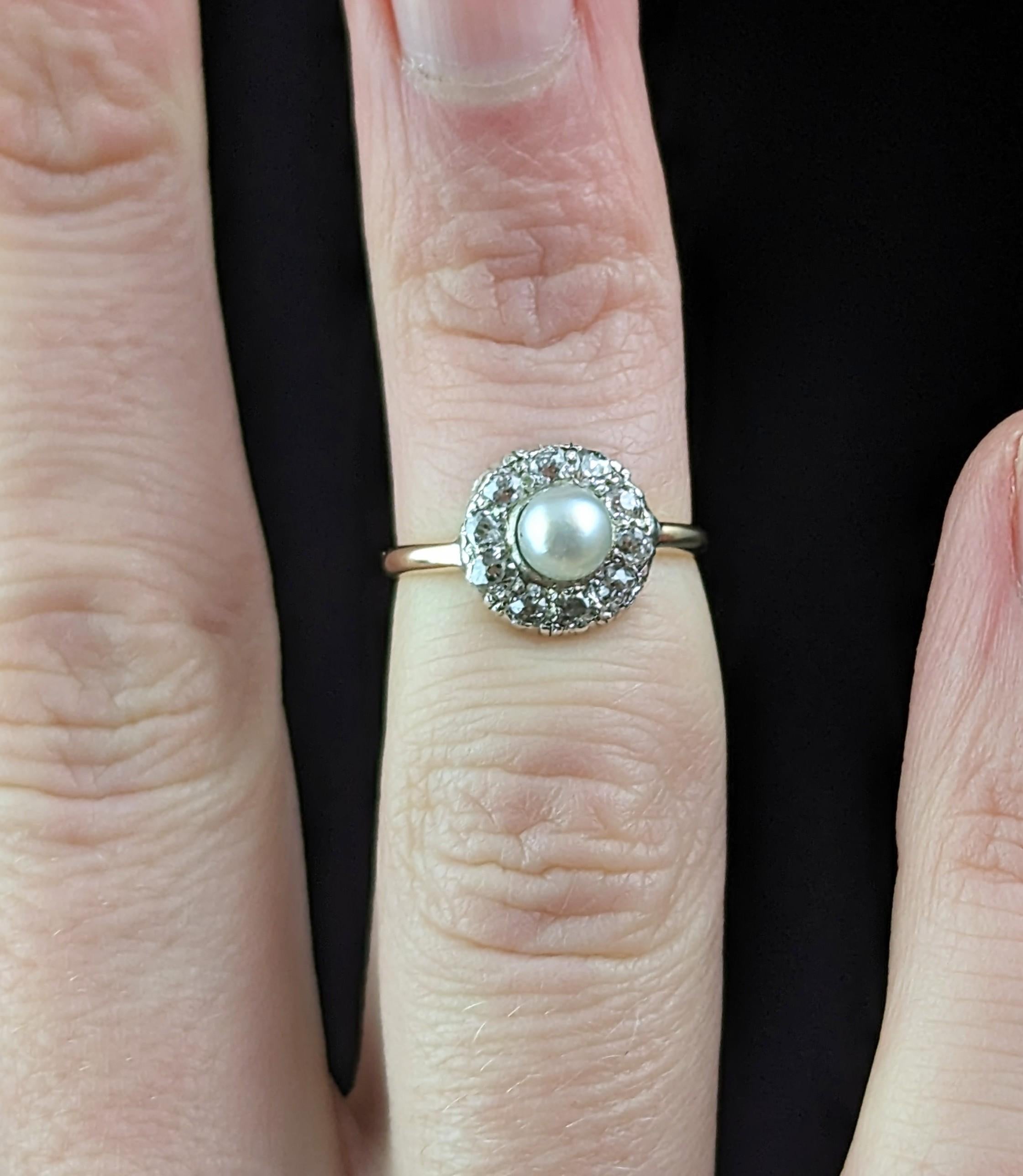 Antique Old cut Diamond and Pearl halo ring, 18k gold  2