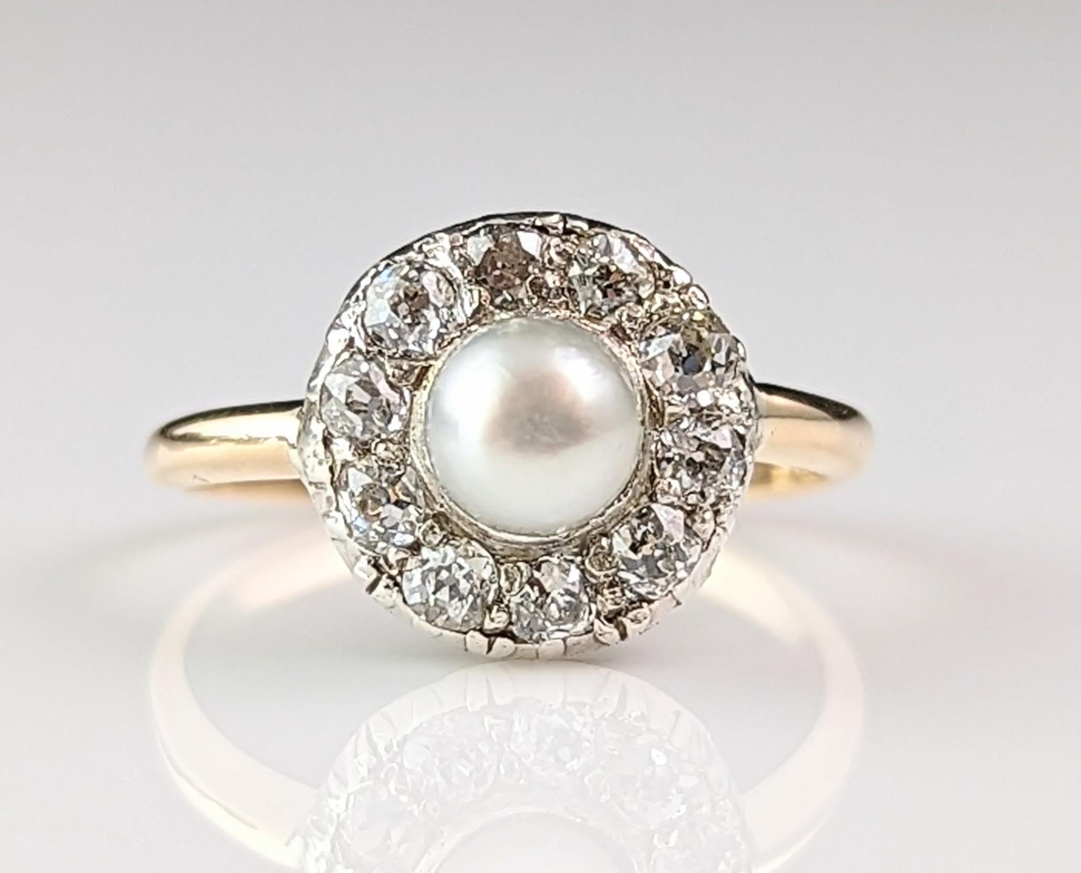 Antique Old cut Diamond and Pearl halo ring, 18k gold  3