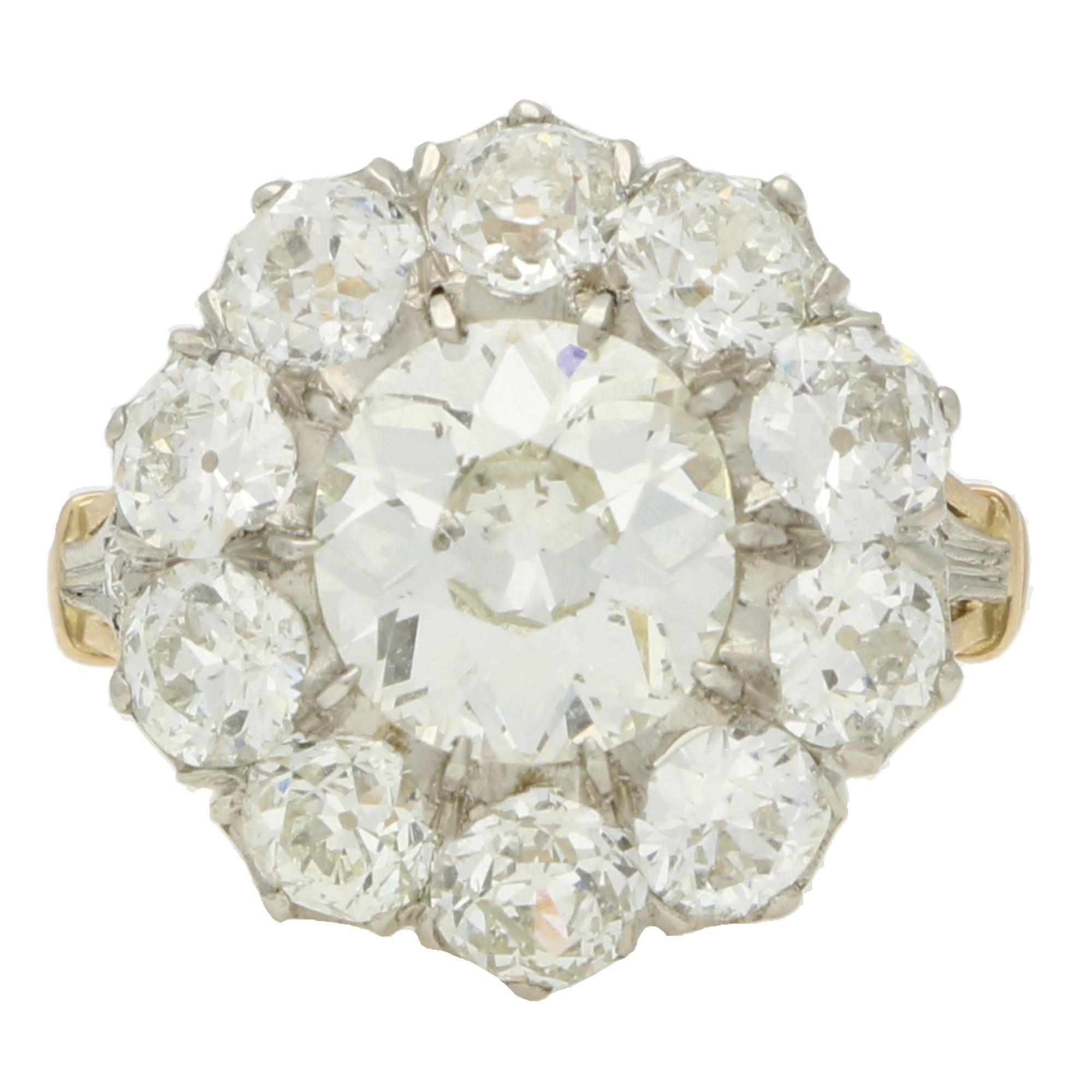 Antique Old Cut Diamond Cluster Ring in 18k Rose Gold For Sale 1