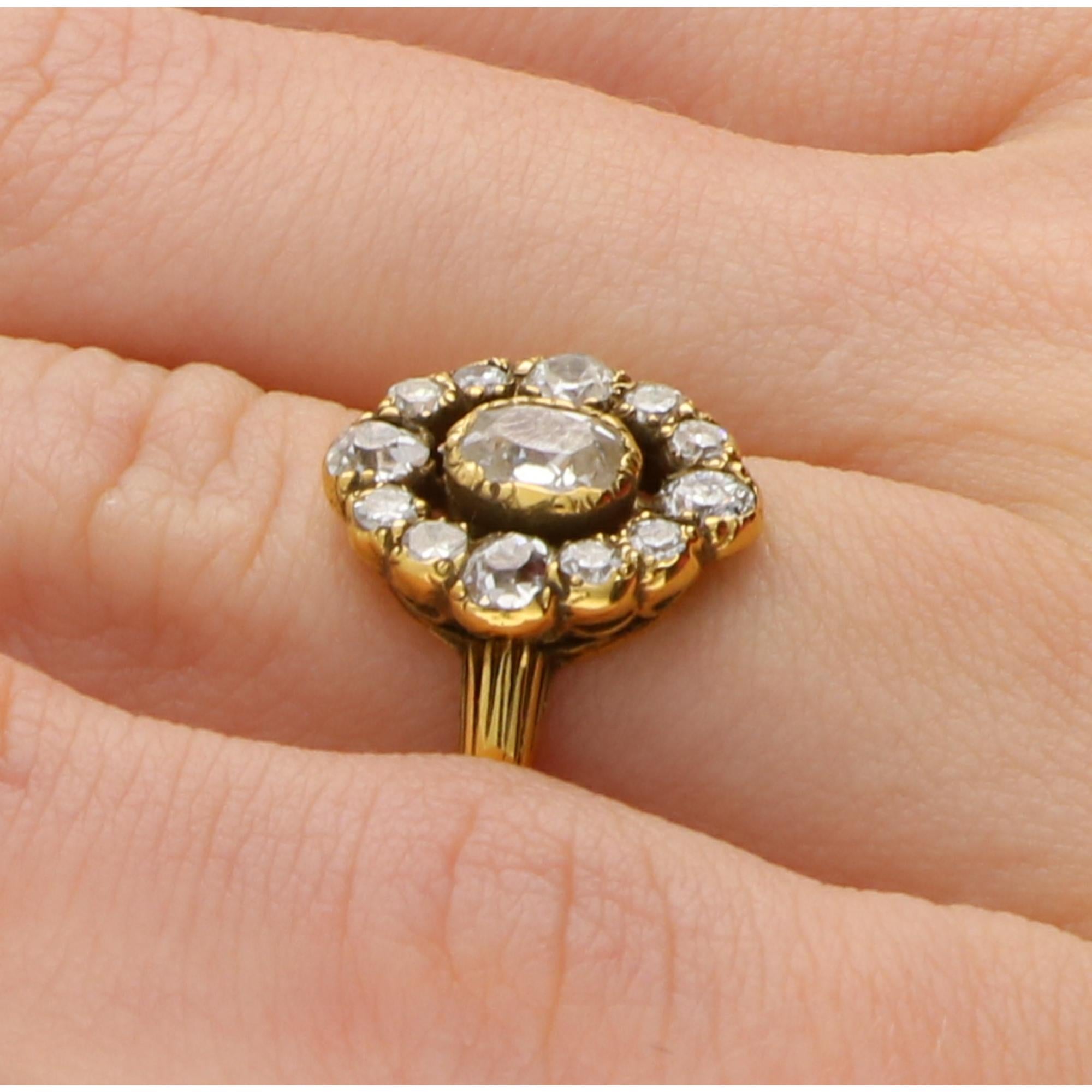 Women's or Men's Antique Old Cut Diamond Cluster Ring Set in 18k Yellow Gold For Sale