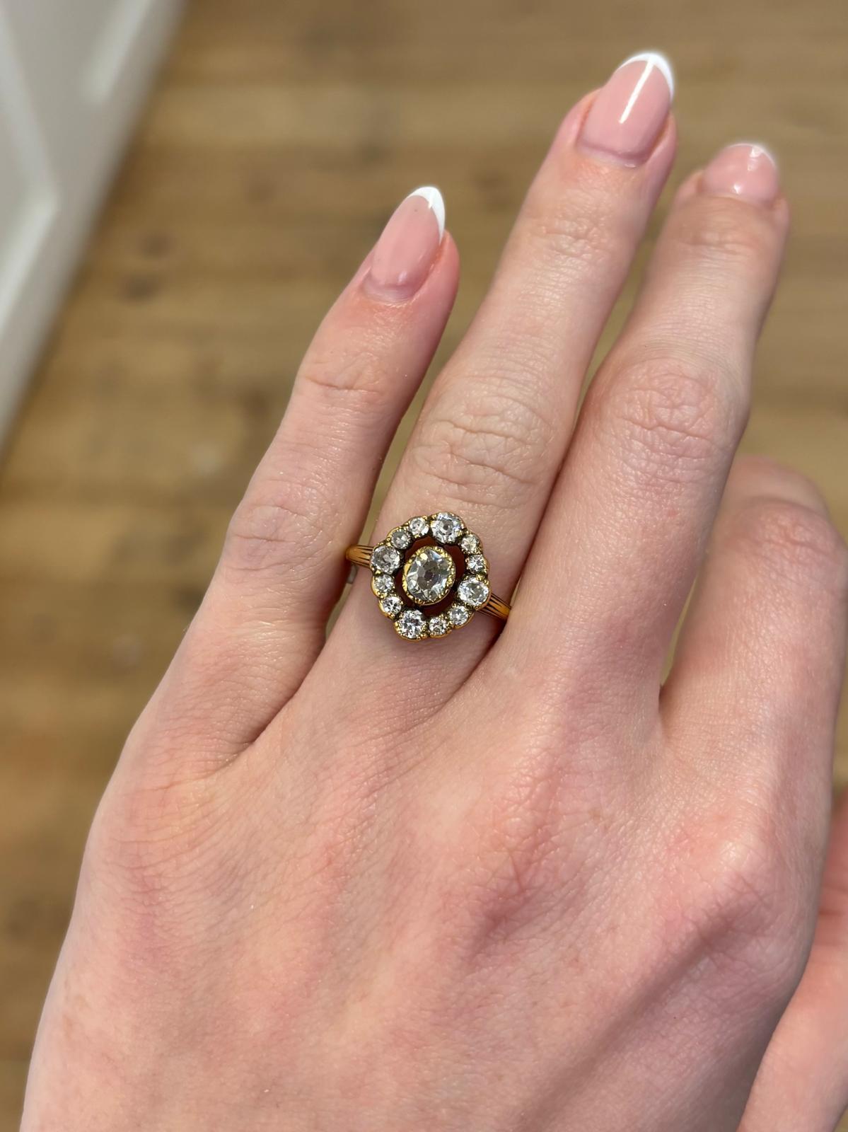 Antique Old Cut Diamond Cluster Ring Set in 18k Yellow Gold For Sale 3