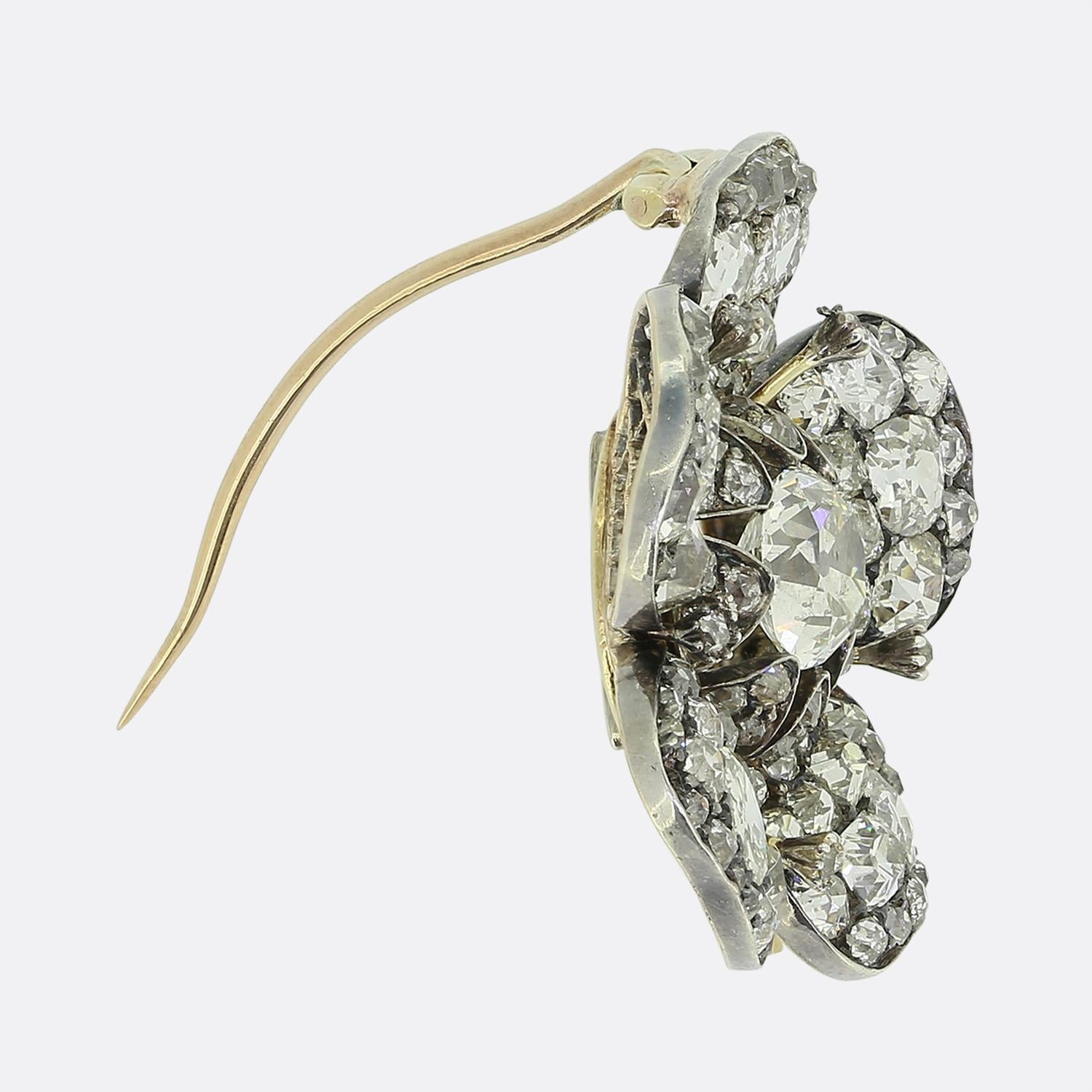 Antique Old Cut Diamond Flower Brooch In Good Condition In London, GB