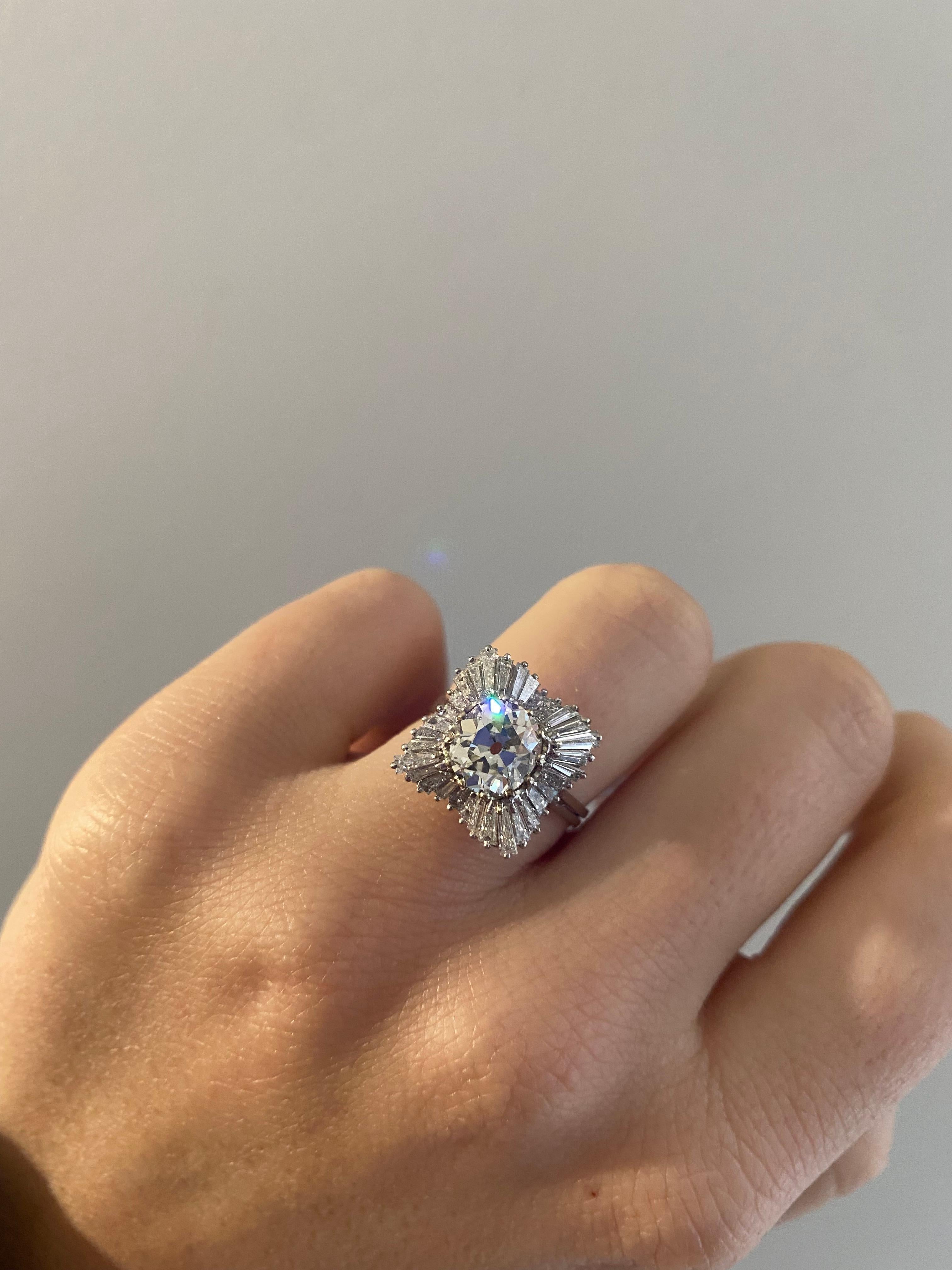 Antiker Jupe-Ring mit Diamanten im Altschliff aus den 1960er Jahren 2