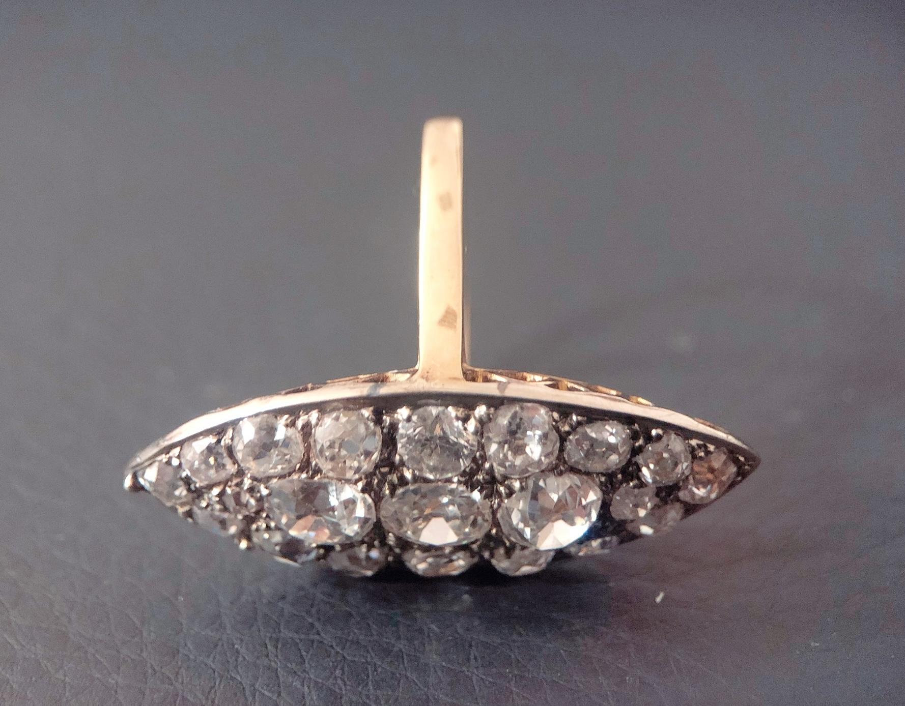Antique Old-Cut diamond Navette-Shaped Ring Set Throughout With 7cts Diamonds For Sale 11