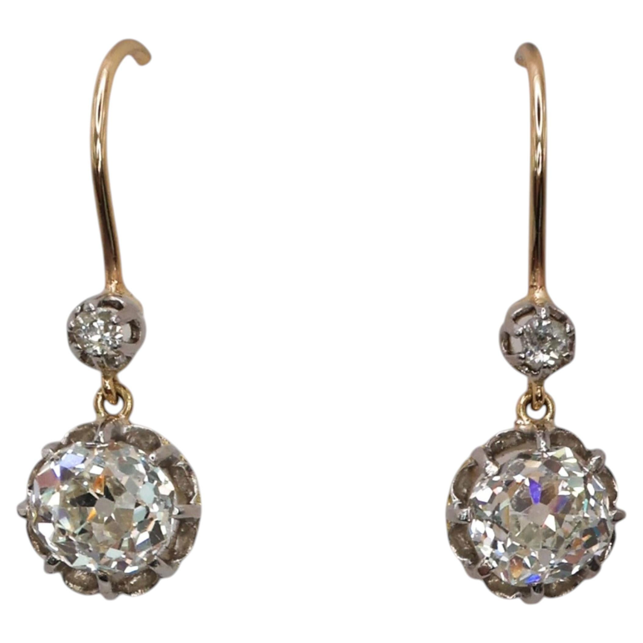 Antike Ohrringe aus Platin und Gold mit Diamanten im Old-Cut-Schliff, 2,60 Karat, um 1910