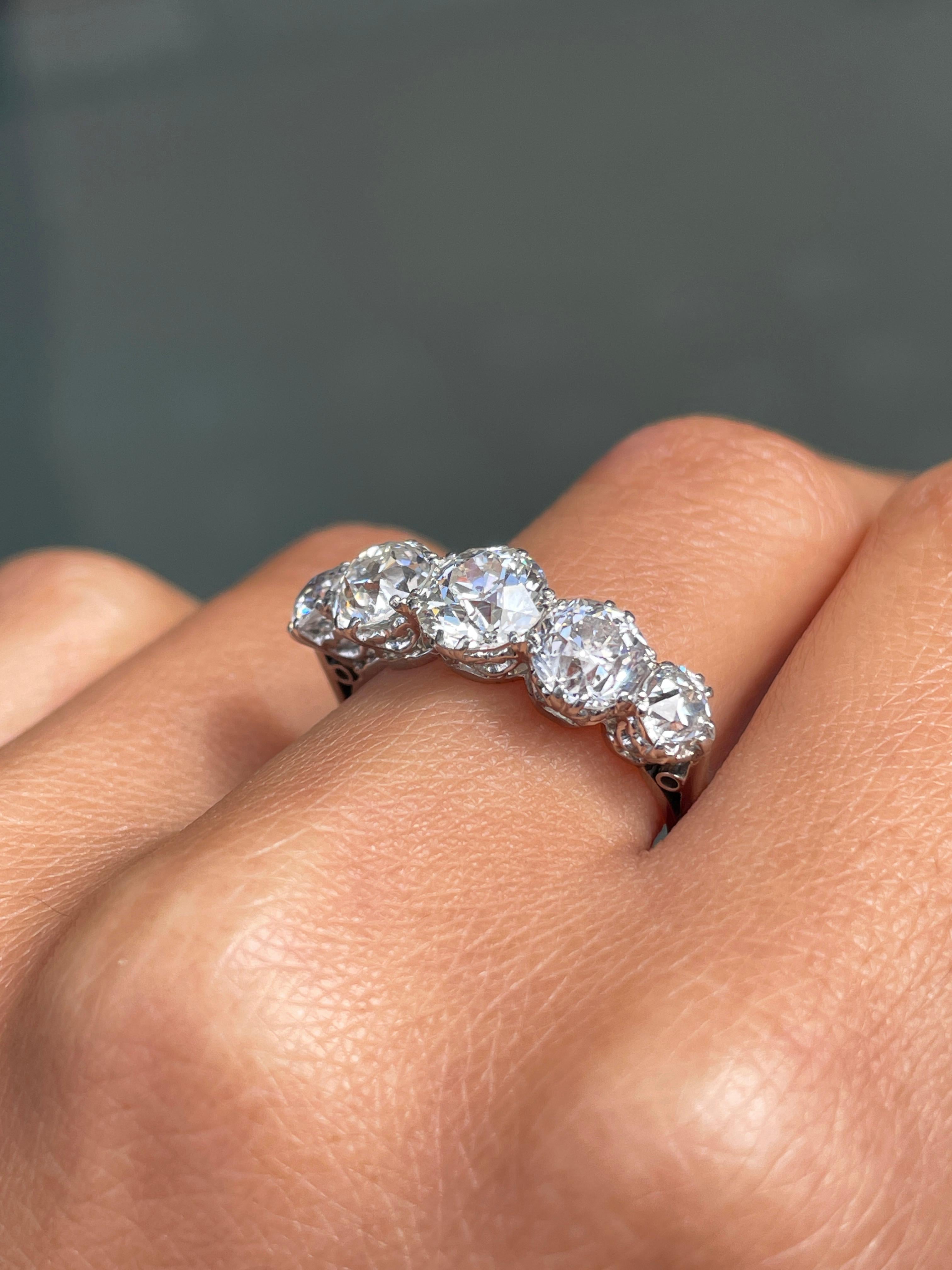 Antique Old Cut Diamond Platinum Five-Stone Ring, Circa 1910's In Good Condition For Sale In London, GB