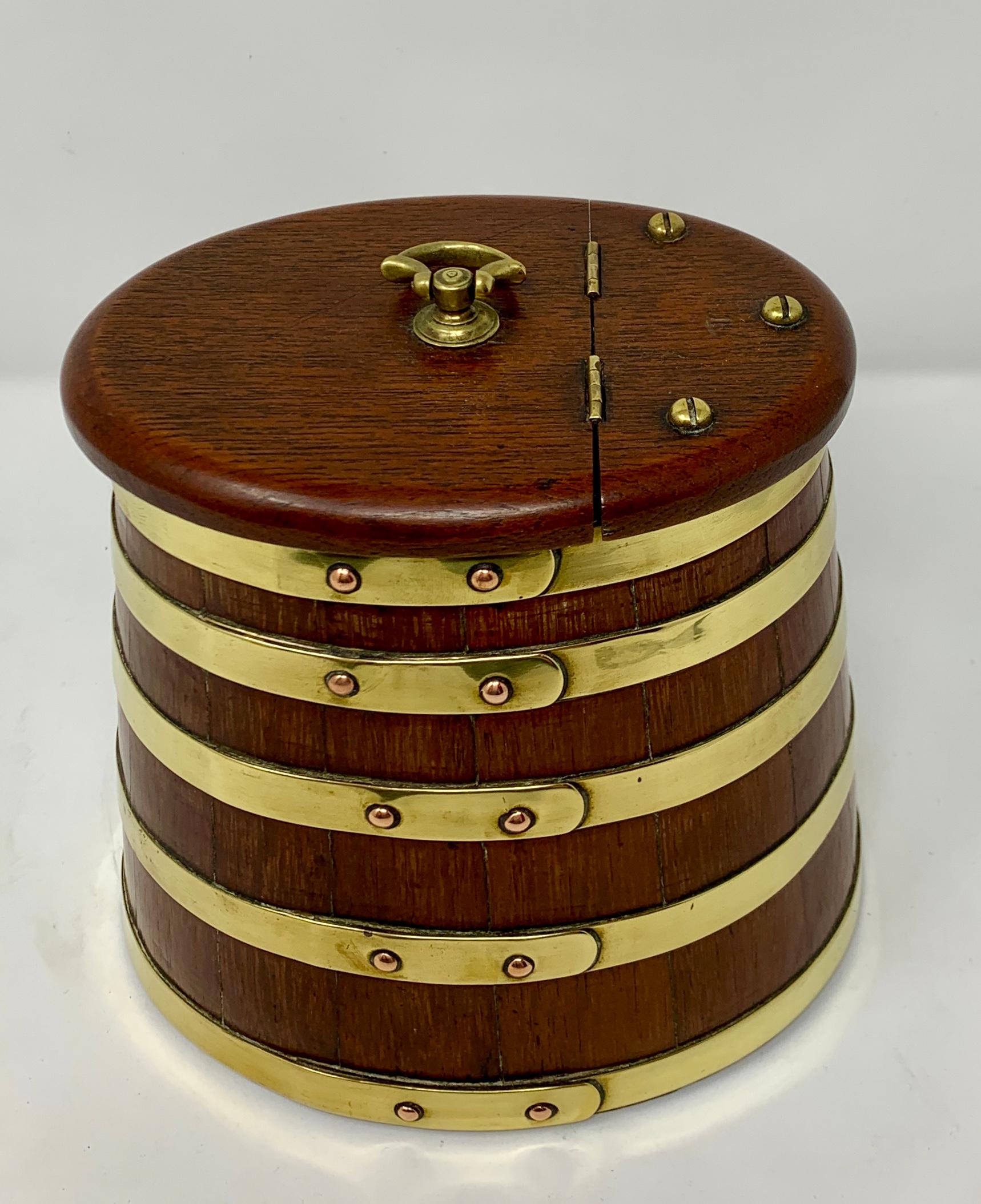 Antique Old English Tobacco Box, Mahogany with Brass Banding In Good Condition For Sale In New Orleans, LA