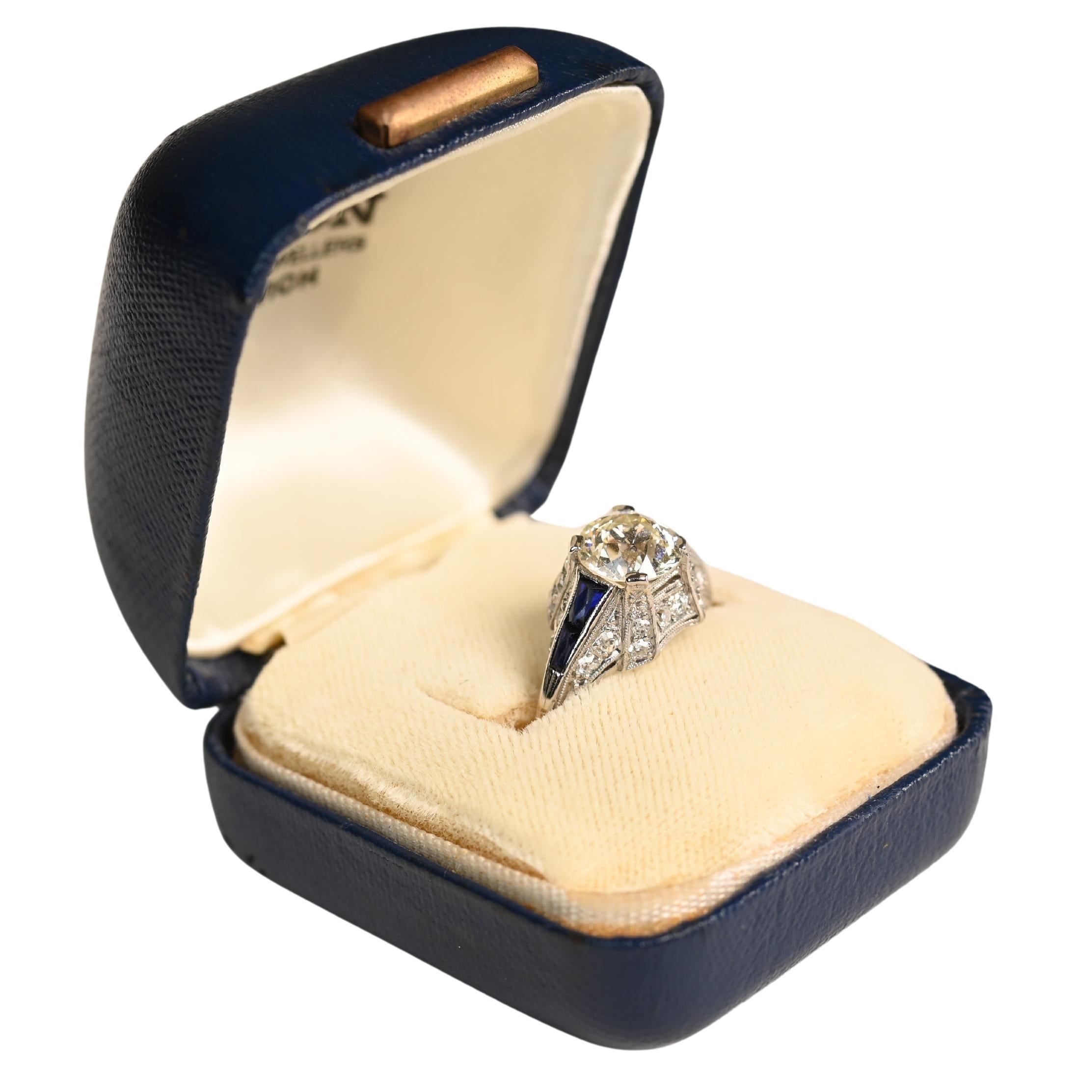 Anillo de compromiso de diamantes talla europea antiguos (aprox. 1,80 quilates), platino