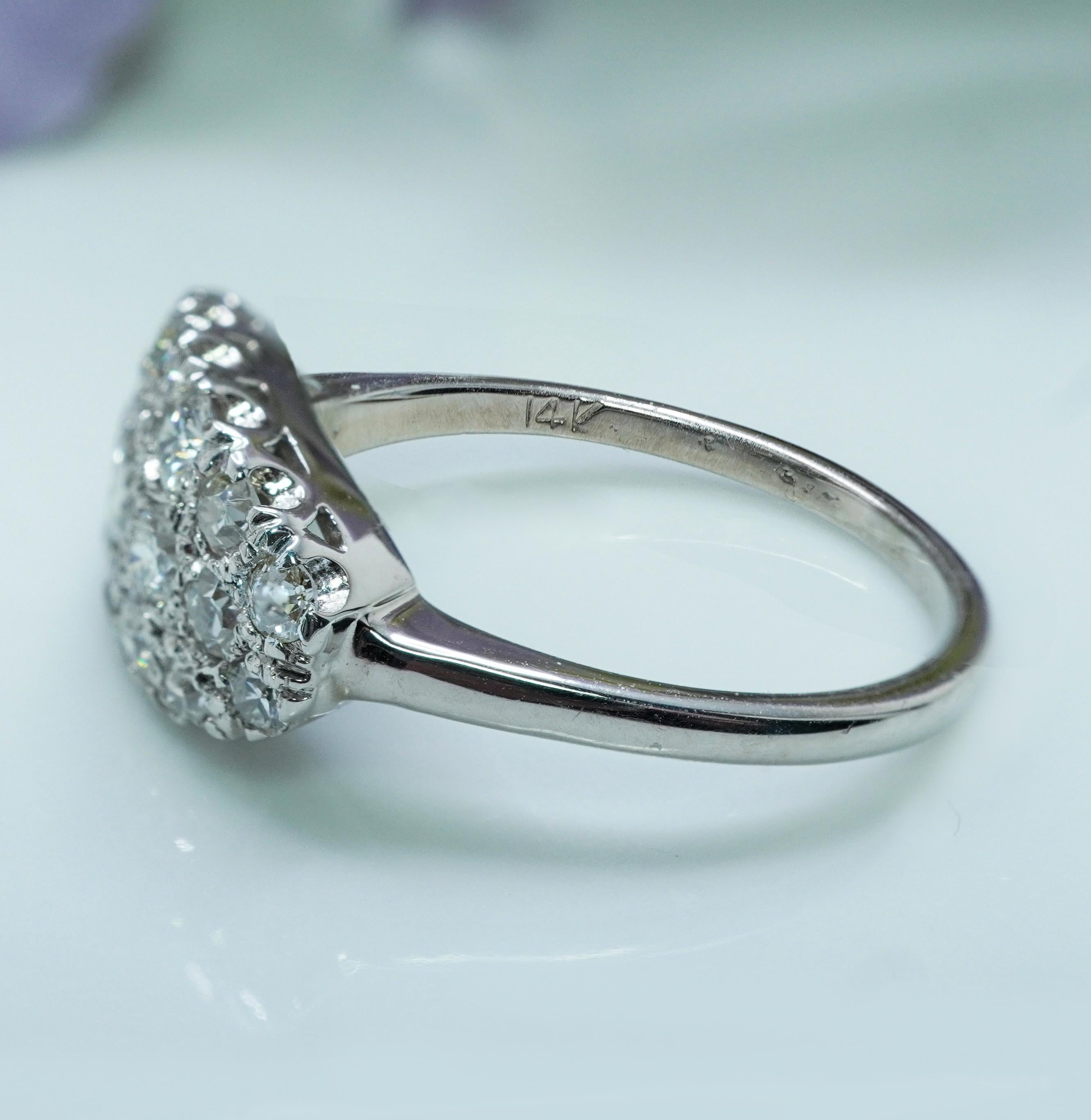 Bague ancienne en or blanc 14K à diamant de taille européenne Estate circa 1930s en vente 4
