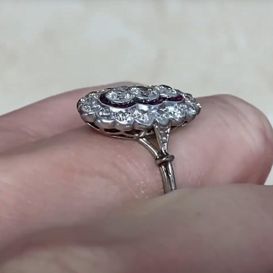 Antico anello a doppio anello con diamante vecchio taglio europeo da 0,15 carati, platino In condizioni ottime in vendita a New York, NY