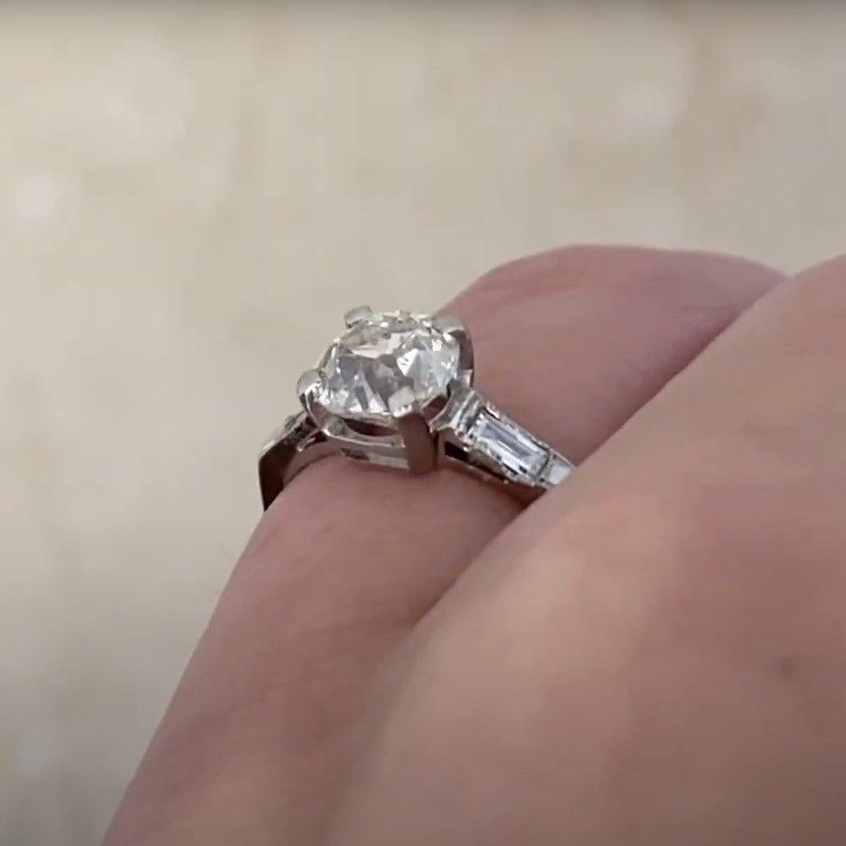 Bague de fiançailles ancienne en platine avec diamant taille européenne ancienne (environ 0.80 carat) Excellent état - En vente à New York, NY