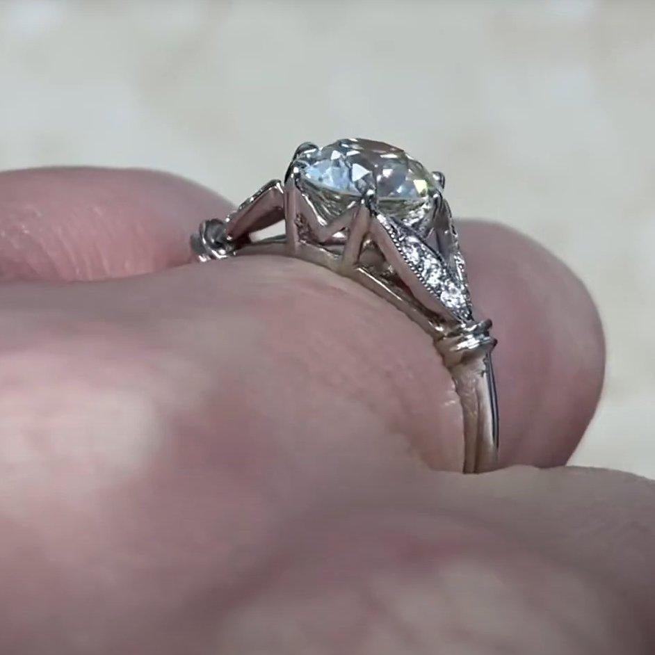 Bague de fiançailles ancienne en platine avec diamant taille européenne ancienne (environ 1.5 carat) Excellent état - En vente à New York, NY