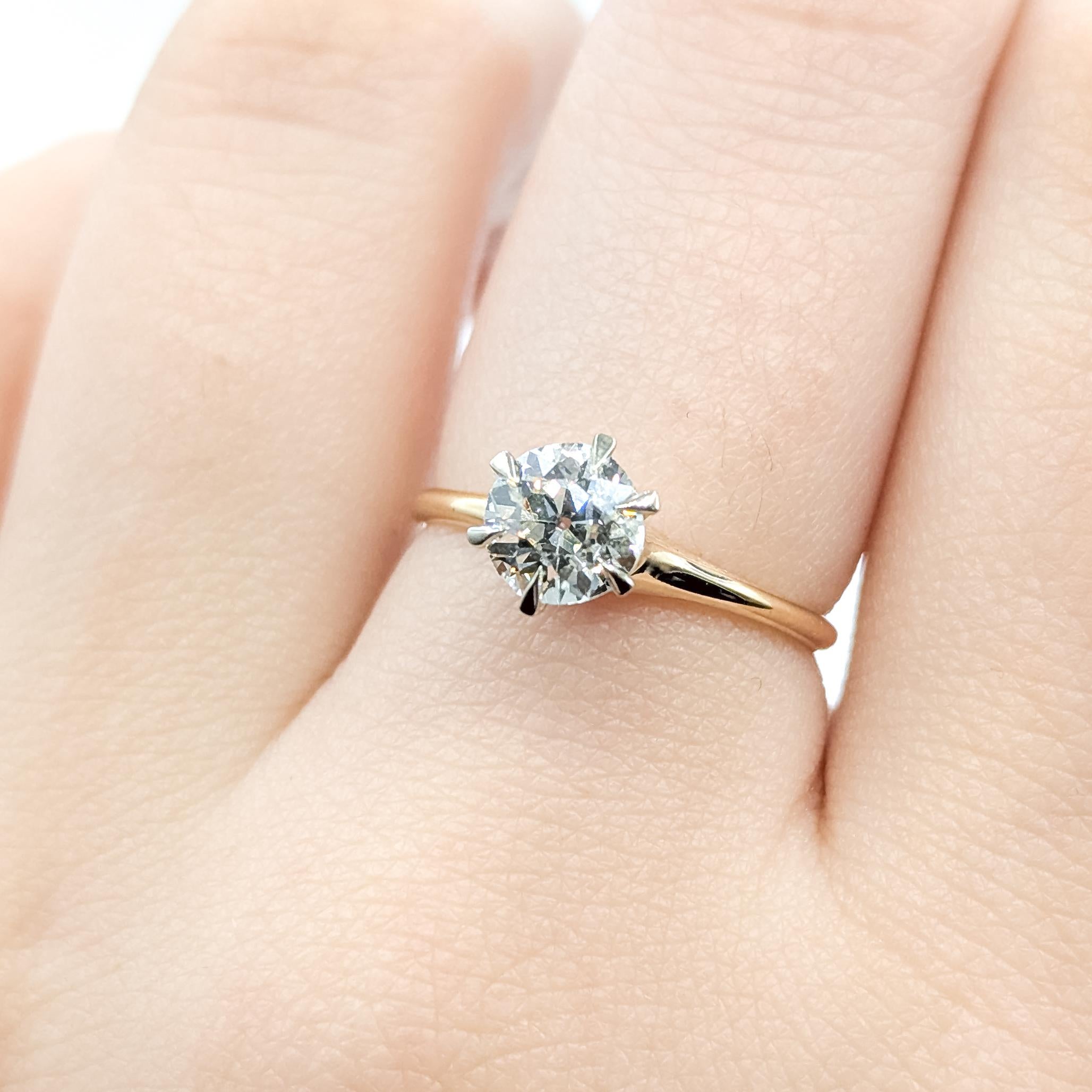 Bague de fiançailles en or jaune 14k avec diamant ancien de taille européenne Excellent état - En vente à Bloomington, MN