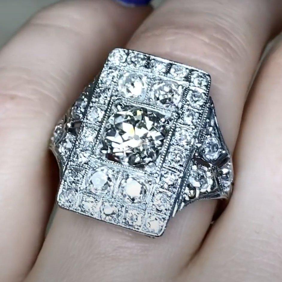 Donna Anello aureola con diamante antico taglio europeo (circa 1,40 carati), platino in vendita