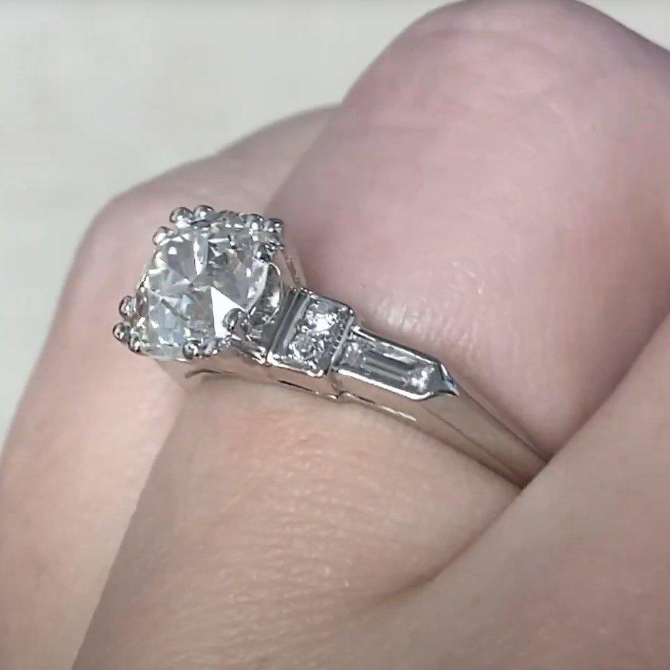 Donna Anello con diamante antico taglio europeo (GIA circa 1,60 carati), platino in vendita