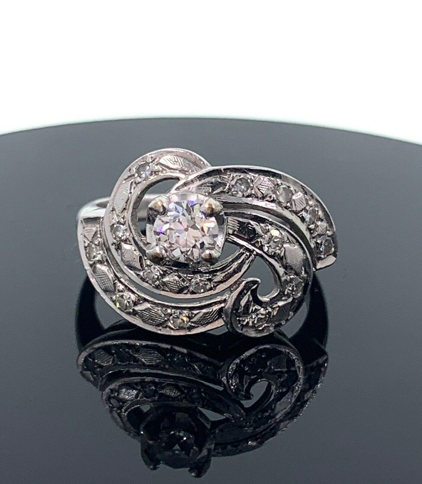 Antique Old European Cut Diamond Swirl Ring 14 Karat White Gold In Excellent Condition For Sale In San Diego, CA
