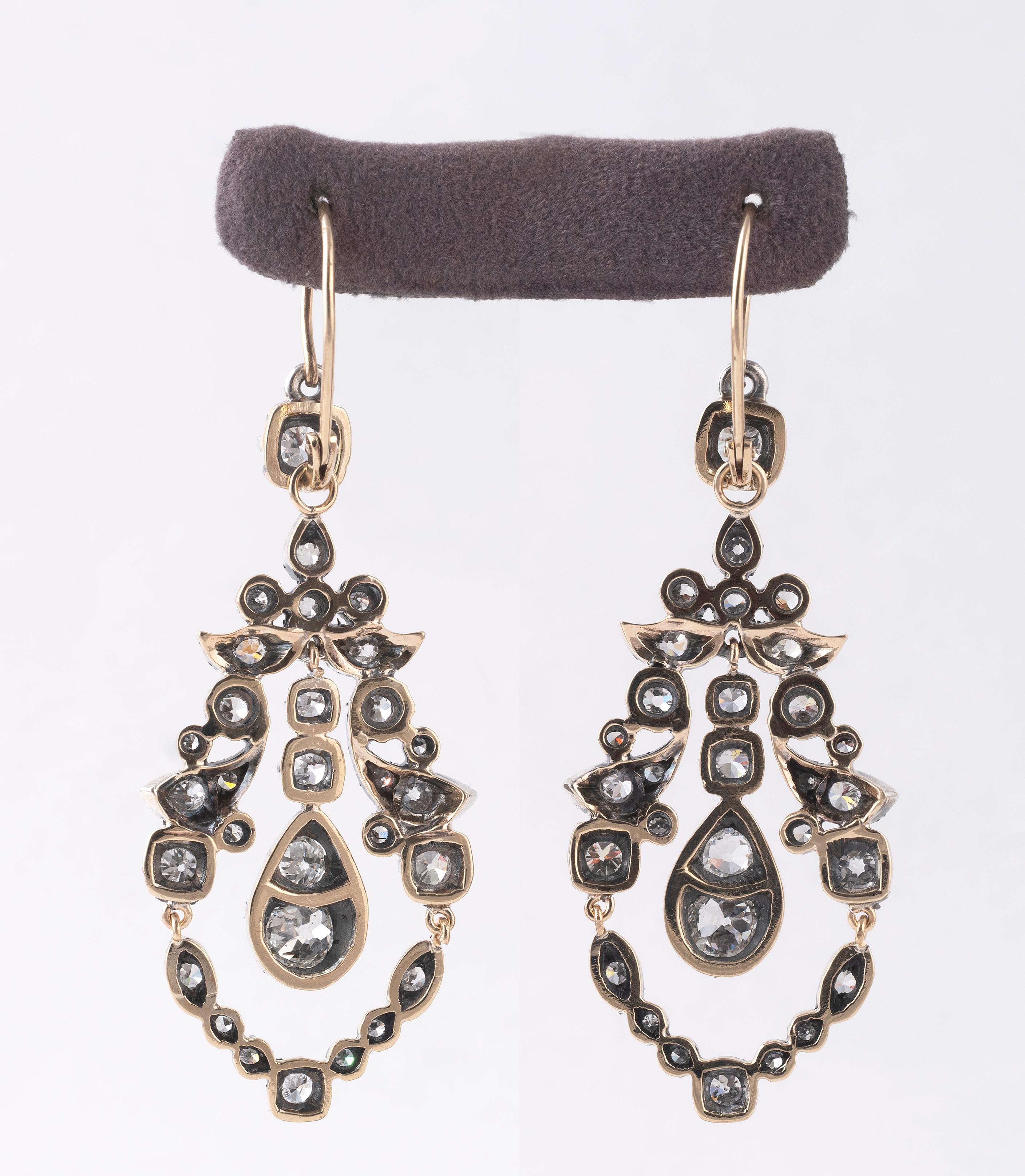 Antique Old European Cut Diamonds Silver and Gold Earrings 1890 ca. In condizioni ottime in vendita a Firenze, IT