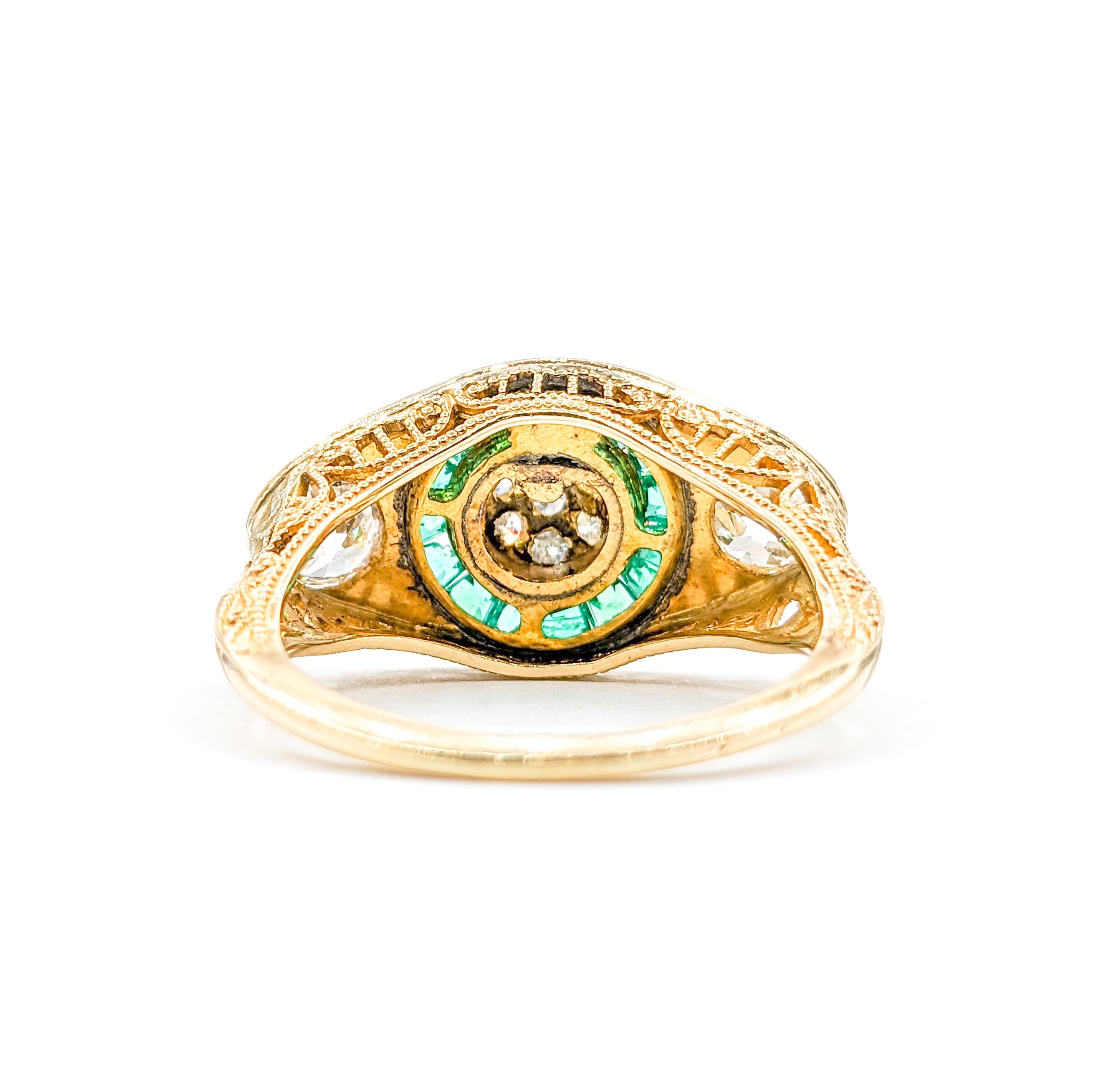 Antique Old European Diamond & Emeralds Target Ring in 14K Gold For Sale 3