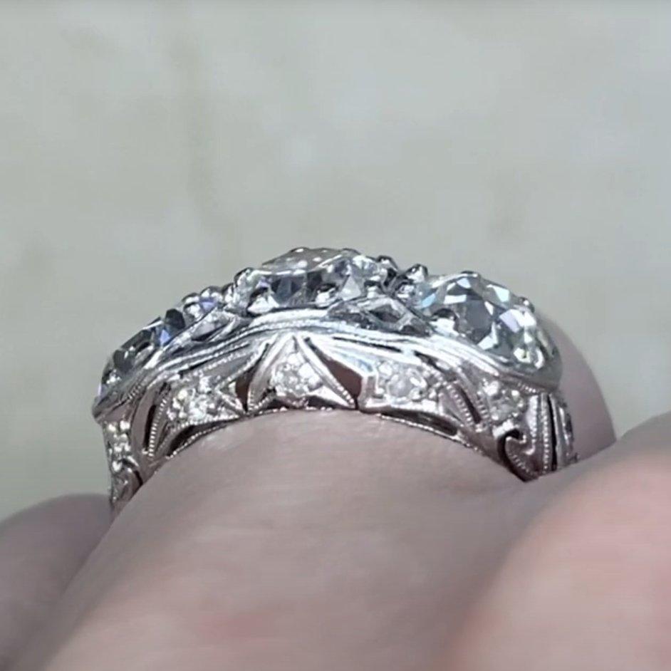 Antique Old European Diamond Engagement Ring (Approx. 1.00-Carats), Platinum im Zustand „Hervorragend“ im Angebot in New York, NY