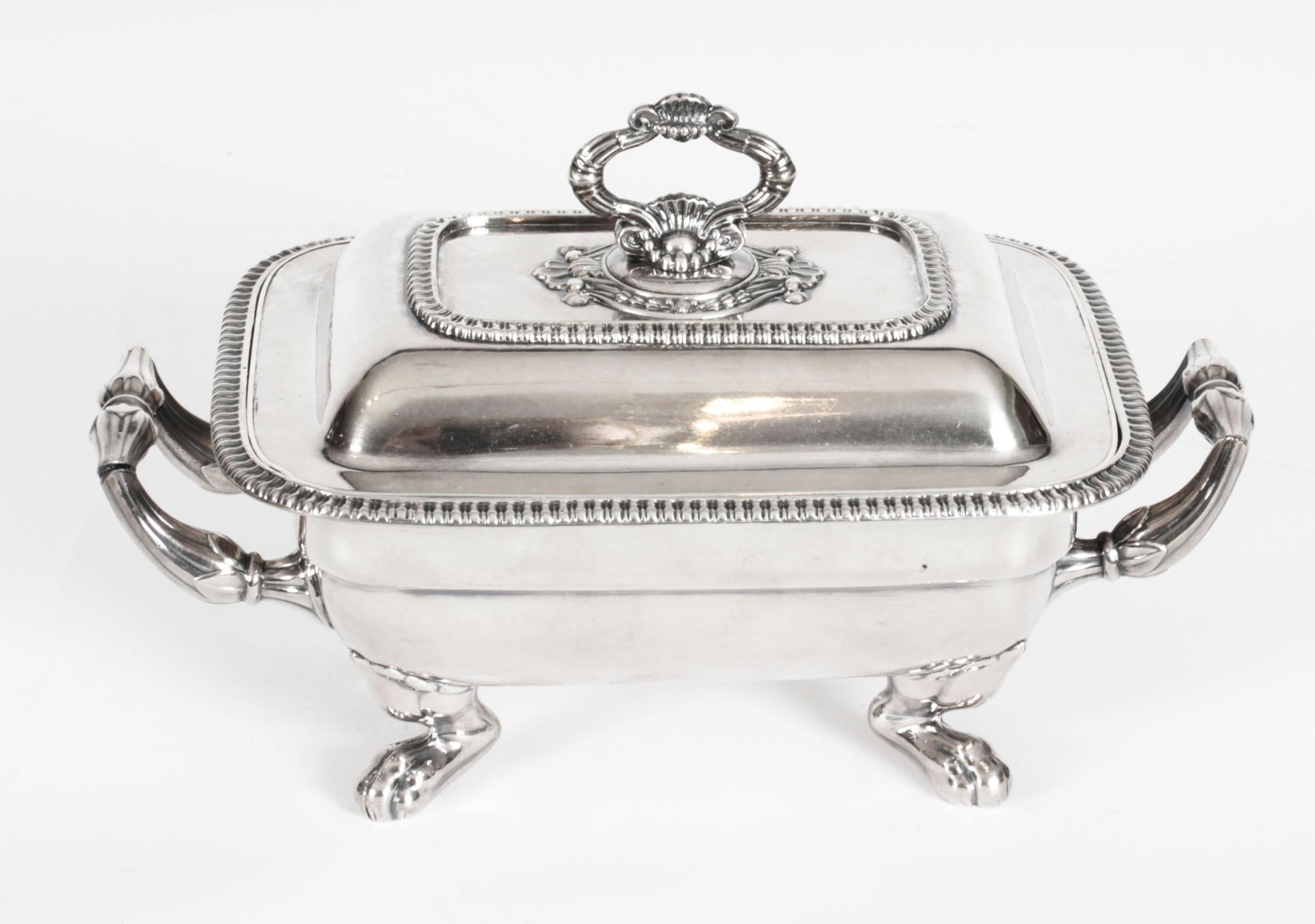 Ancien plat à beurre ancien en métal argenté George III de Sheffield, 19ème siècle Bon état - En vente à London, GB