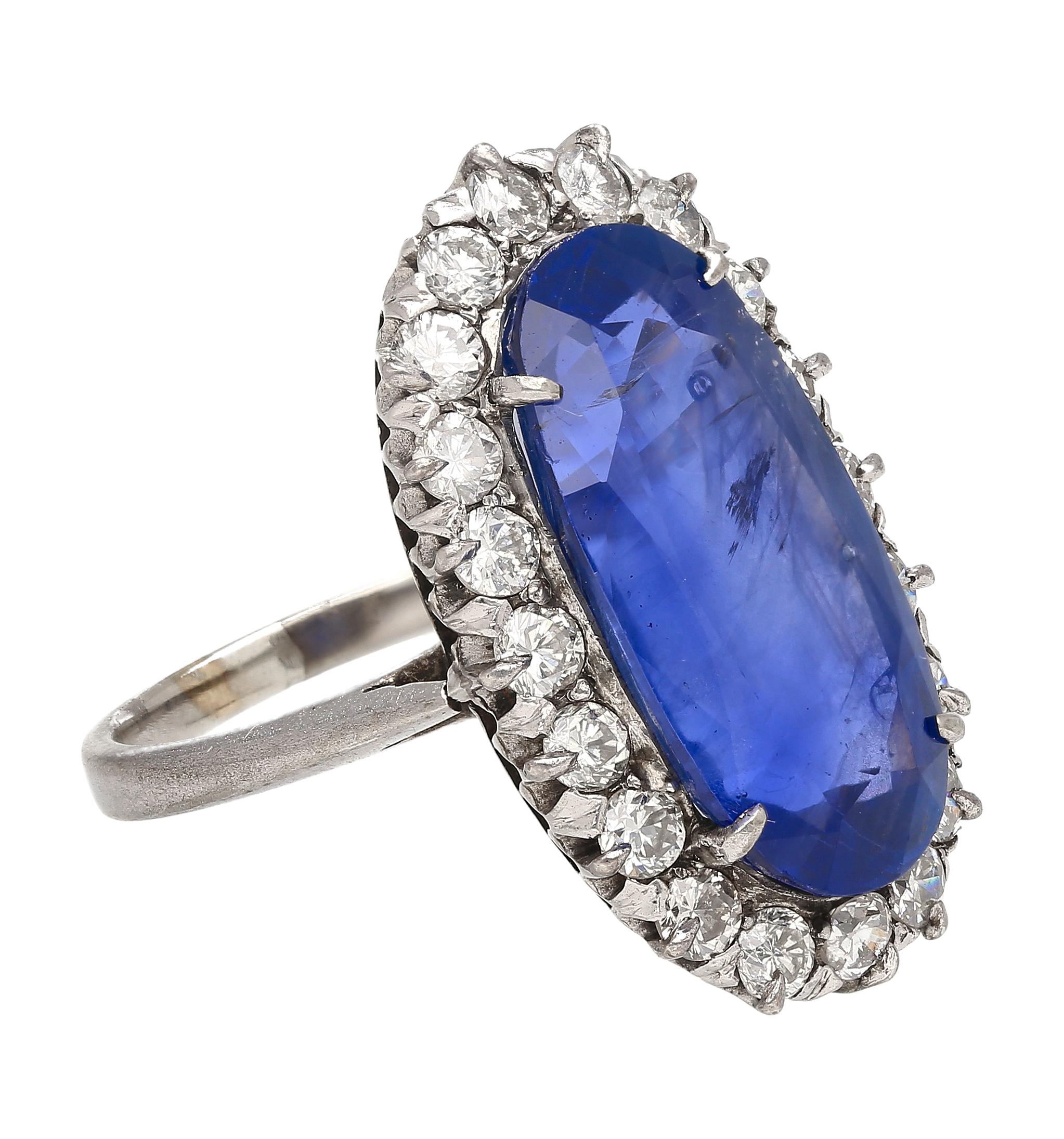 Antique Old Mine 11.30 Carat No Heat Burma Blue Sapphire & Diamond Platinum Ring In New Condition For Sale In Miami, FL