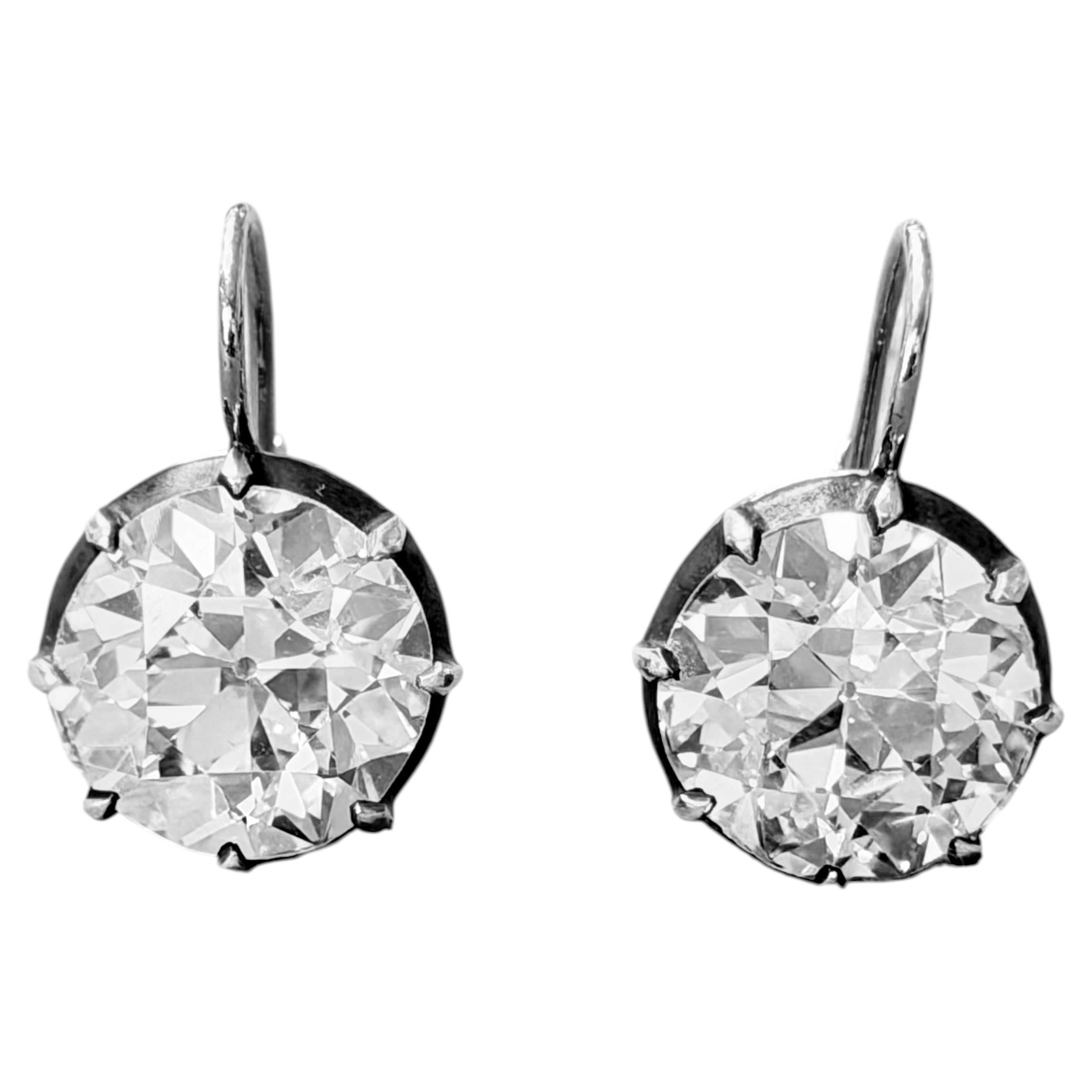Boucles d'oreilles en or jaune serties de diamants de 15,93 carats de style ancien. GIA en vente