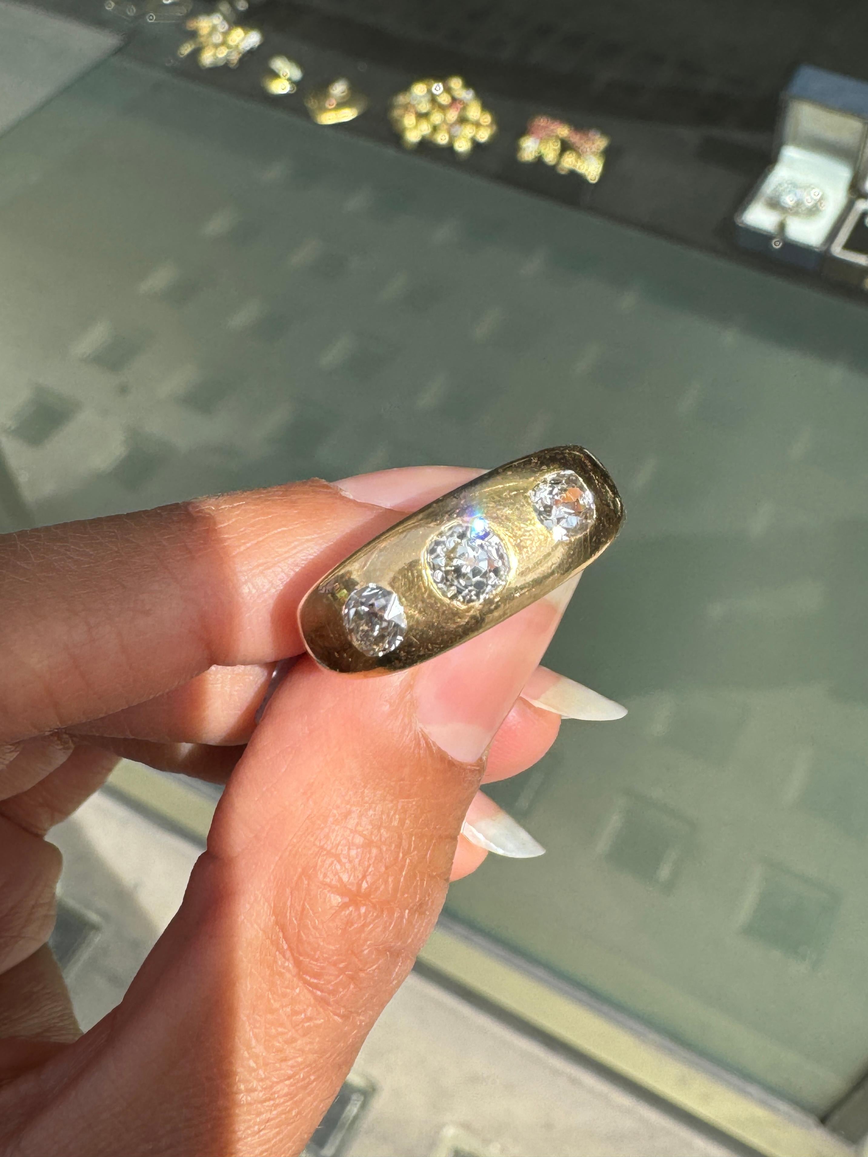Antique Old Mine Cut Diamond 18K Yellow Gold Gents Three-Stone Ring For Sale 3