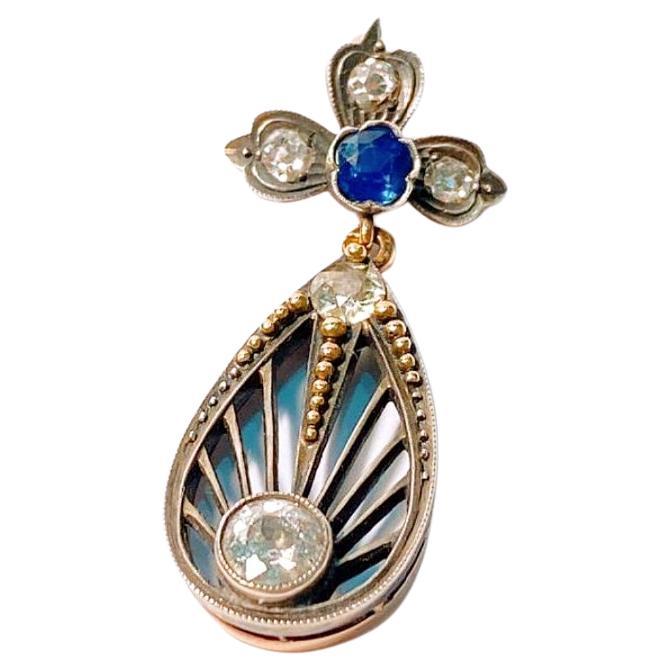 Antiker russischer Diamantanhänger im Minenschliff mit marineblauem Natursaphir  in durchbrochenem Stil mit einem geschätzten Gesamtgewicht von 1,20ct  größerer Diamant ist 0,60ct (5,65mm) Anhängerlänge 3,5cm Halle markiert 56 Russischer