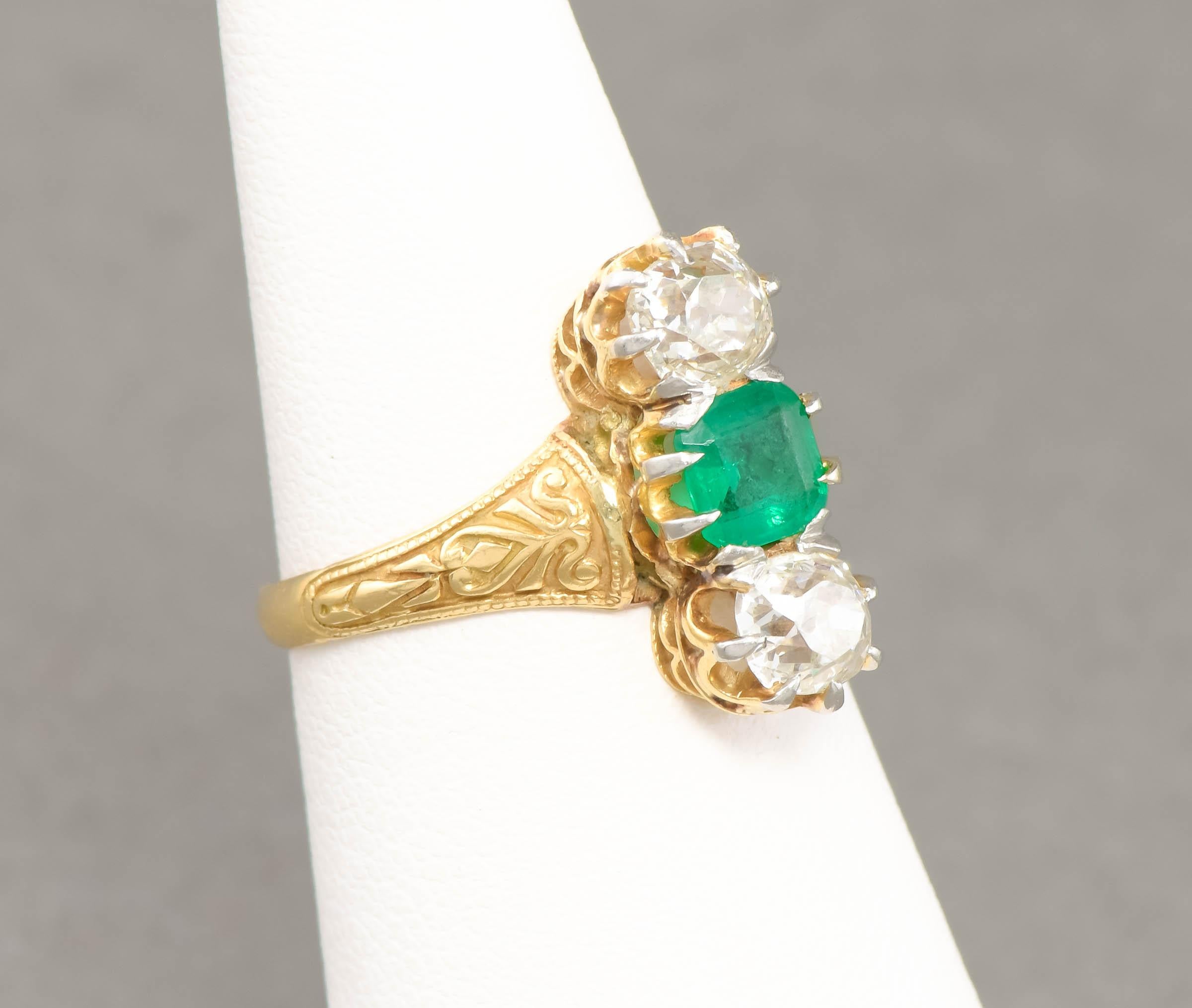 Antique Old Mine Cut Diamond & Emerald Ring in 18K Gold For Sale 11