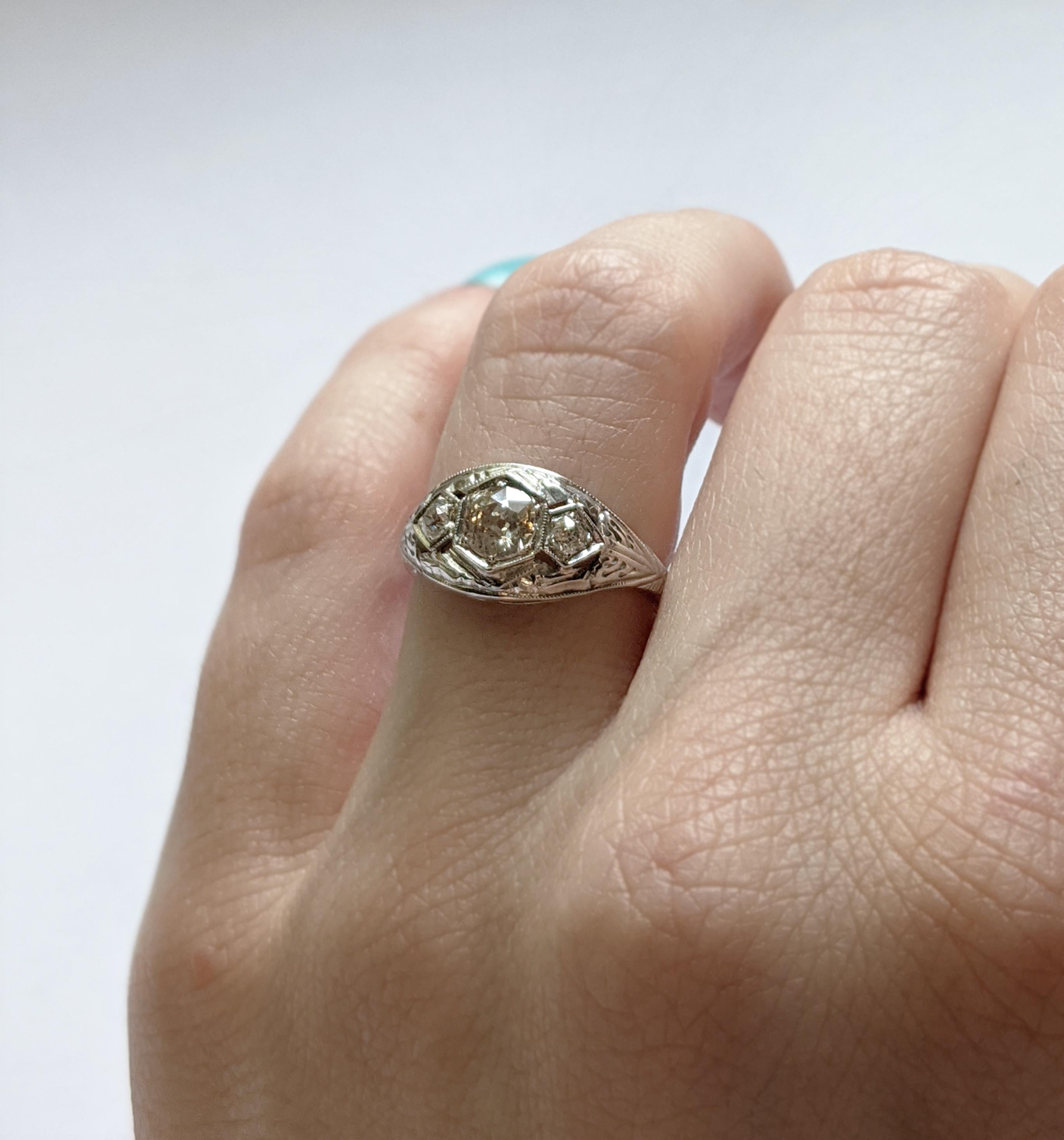 Antique Old Mine-Cut Diamond Engagement Ring In Good Condition In NEW ORLEANS, LA