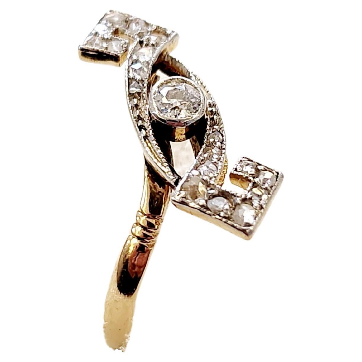 Antiguo Anillo de Oro con Diamantes talla Mina Antiguo en venta 1