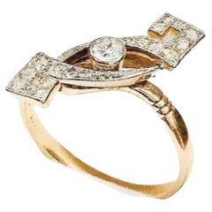 Antiker Goldring mit Diamanten im Minenschliff