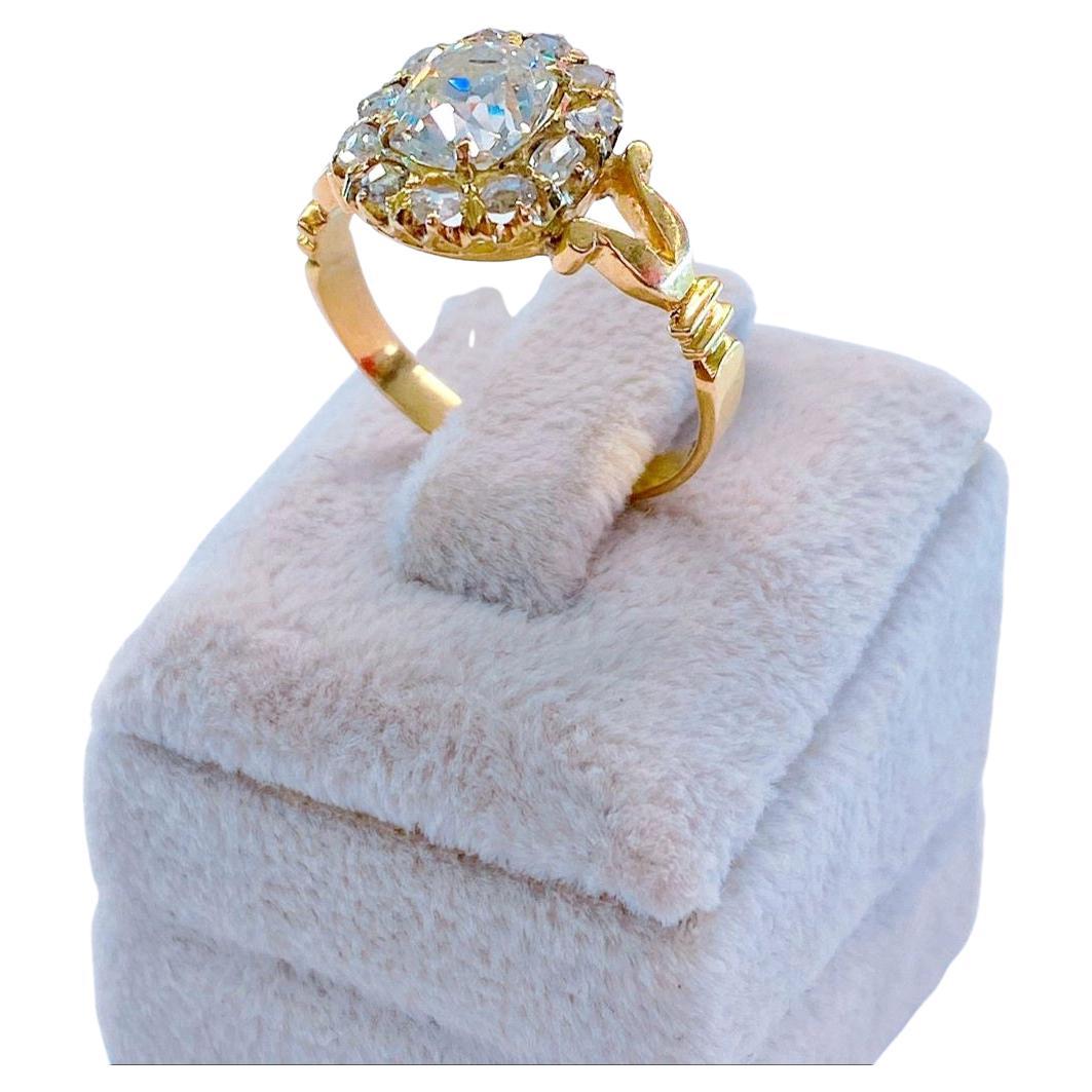 Antico anello solitario in oro con diamante taglio miniera In condizioni buone in vendita a Cairo, EG
