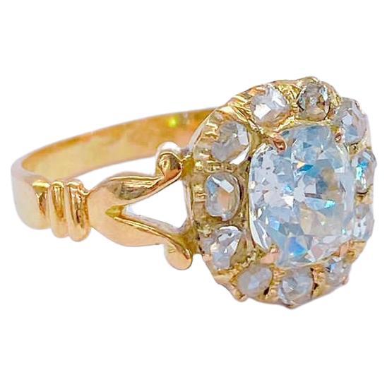 Antico anello solitario in oro con diamante taglio miniera in vendita 2