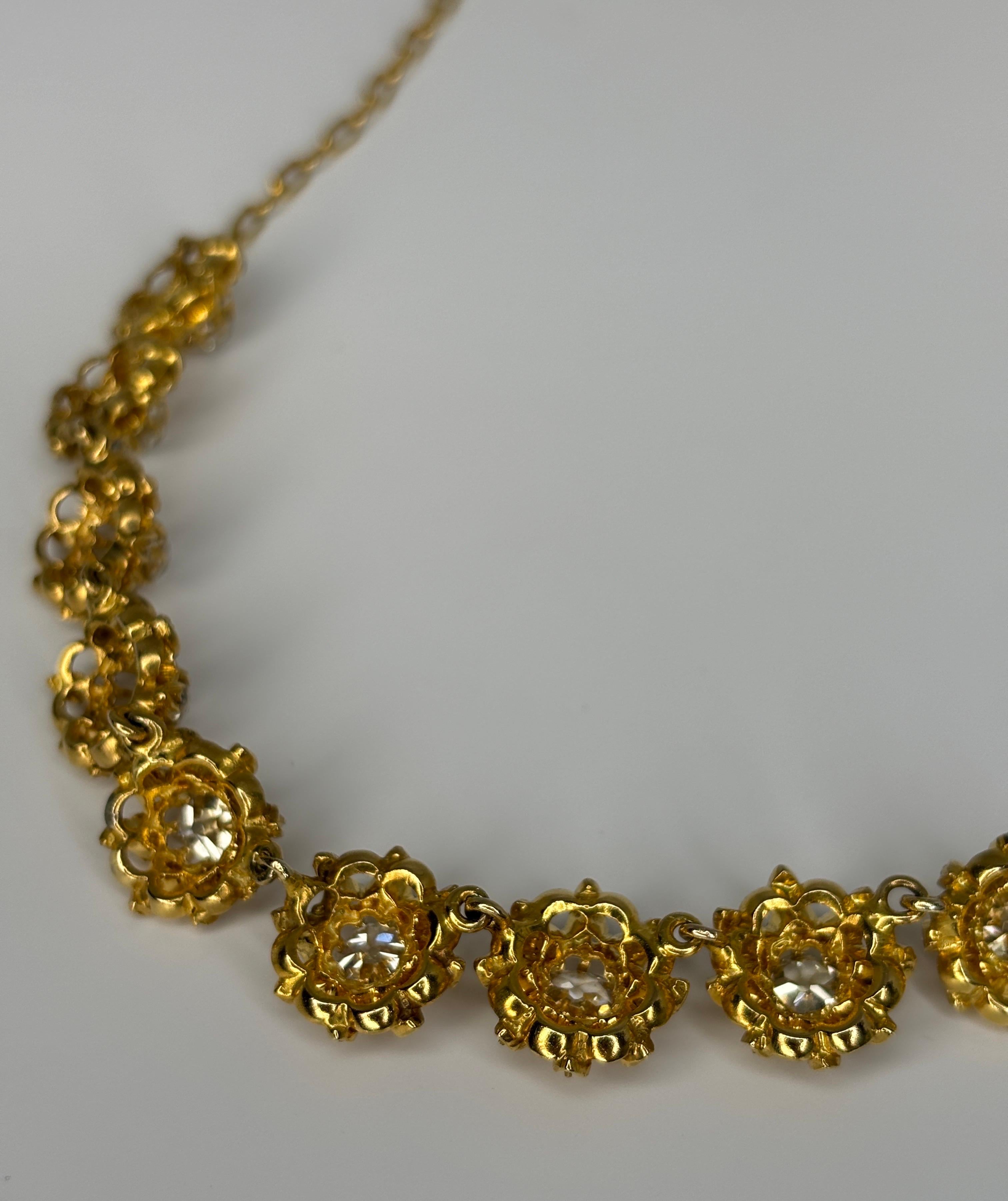 Antike Halskette aus 14k und 18 Karat Gelbgold mit Diamanten im alten Minenschliff im Angebot 13