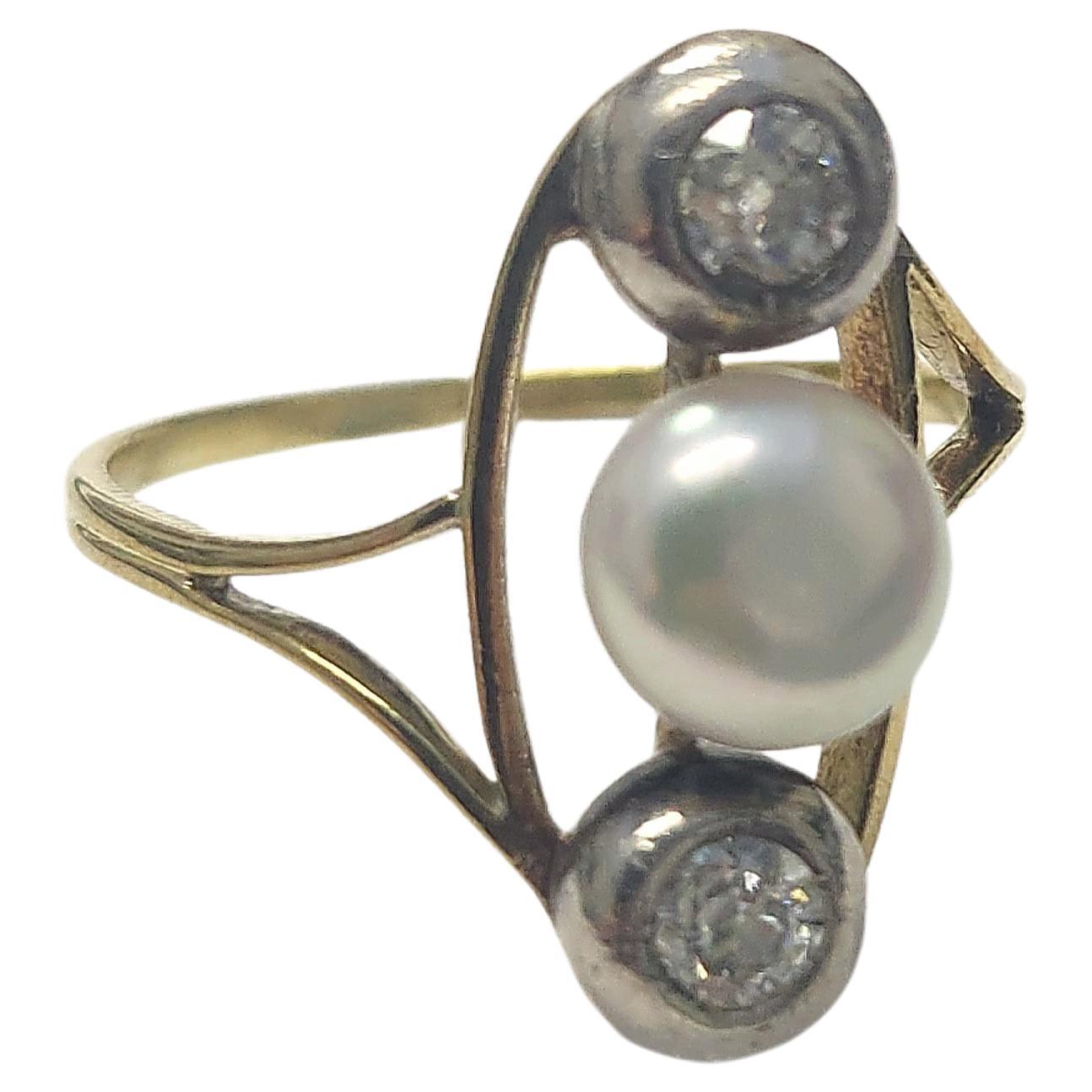 Antique old Mine Cut diamond ring and pearl gold ring In Good Condition For Sale In Cairo, EG