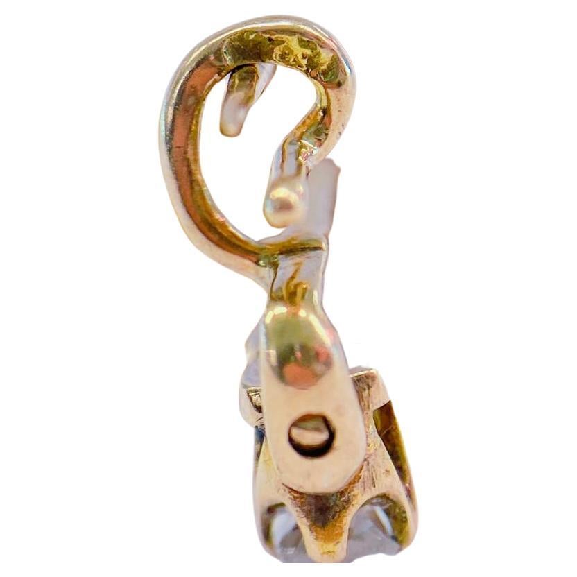 Antica spilla d'oro russa con diamante taglio miniera In condizioni buone in vendita a Cairo, EG