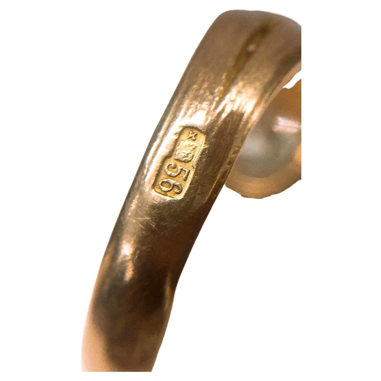 Antico anello solitario in oro russo con diamante taglio miniera in vendita 1