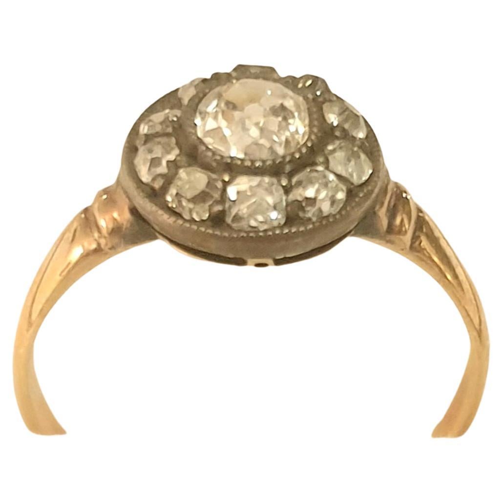 Anillo solitario de oro con diamantes talla mina antiguos Art Decó en venta